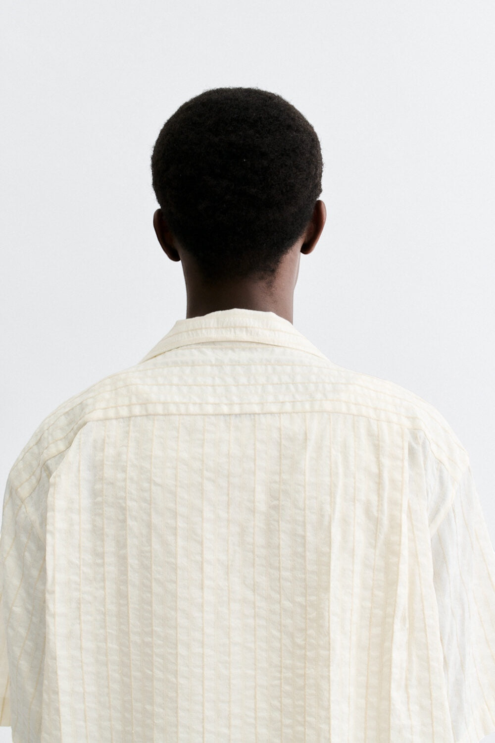 A Kind Of Guise Samata Shirt Structured Natural Stripe | Chemise Coton Soie Lin