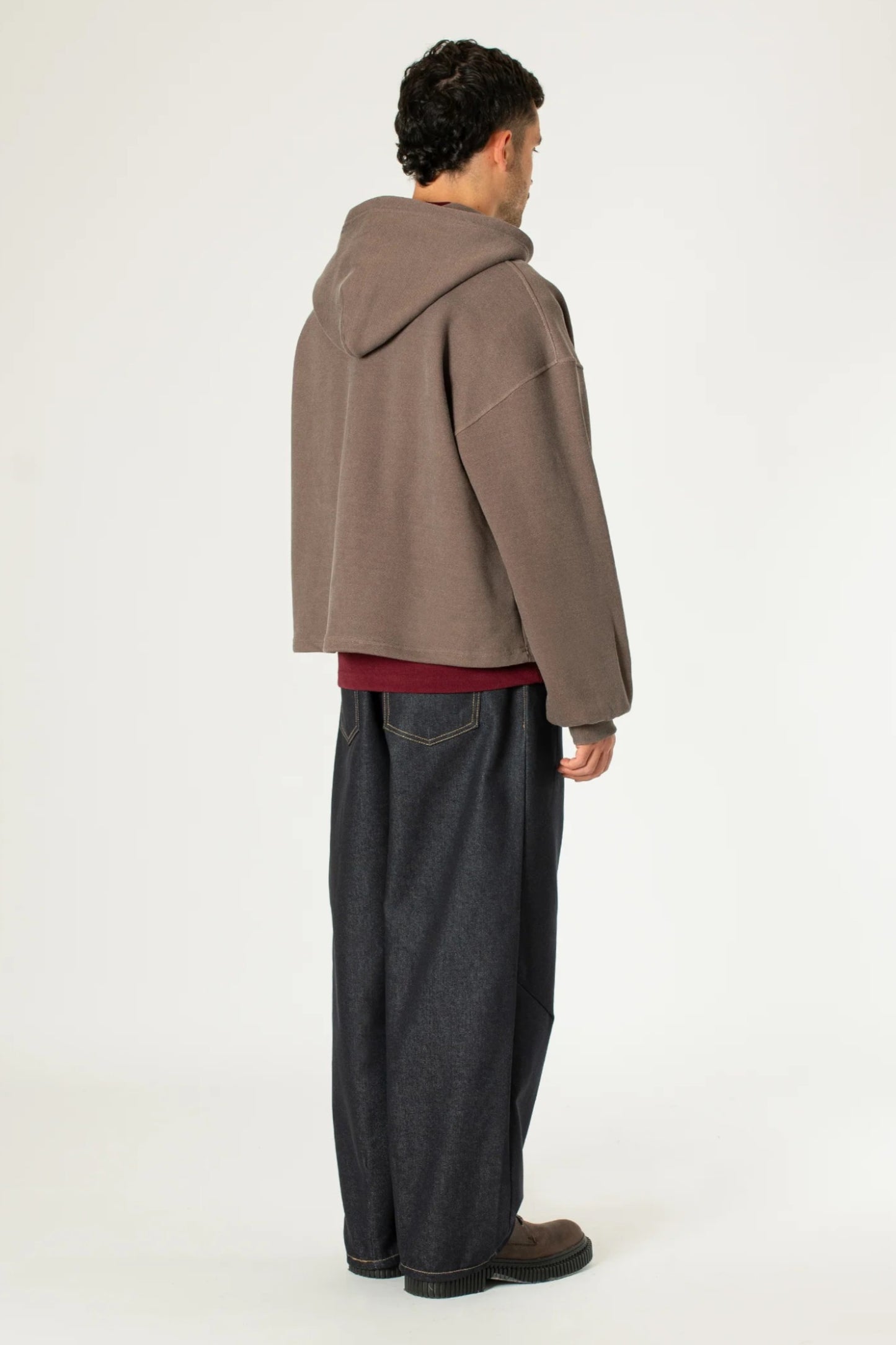 Estudio Niksen - Boxy Zip-up Hoodie (Brown)