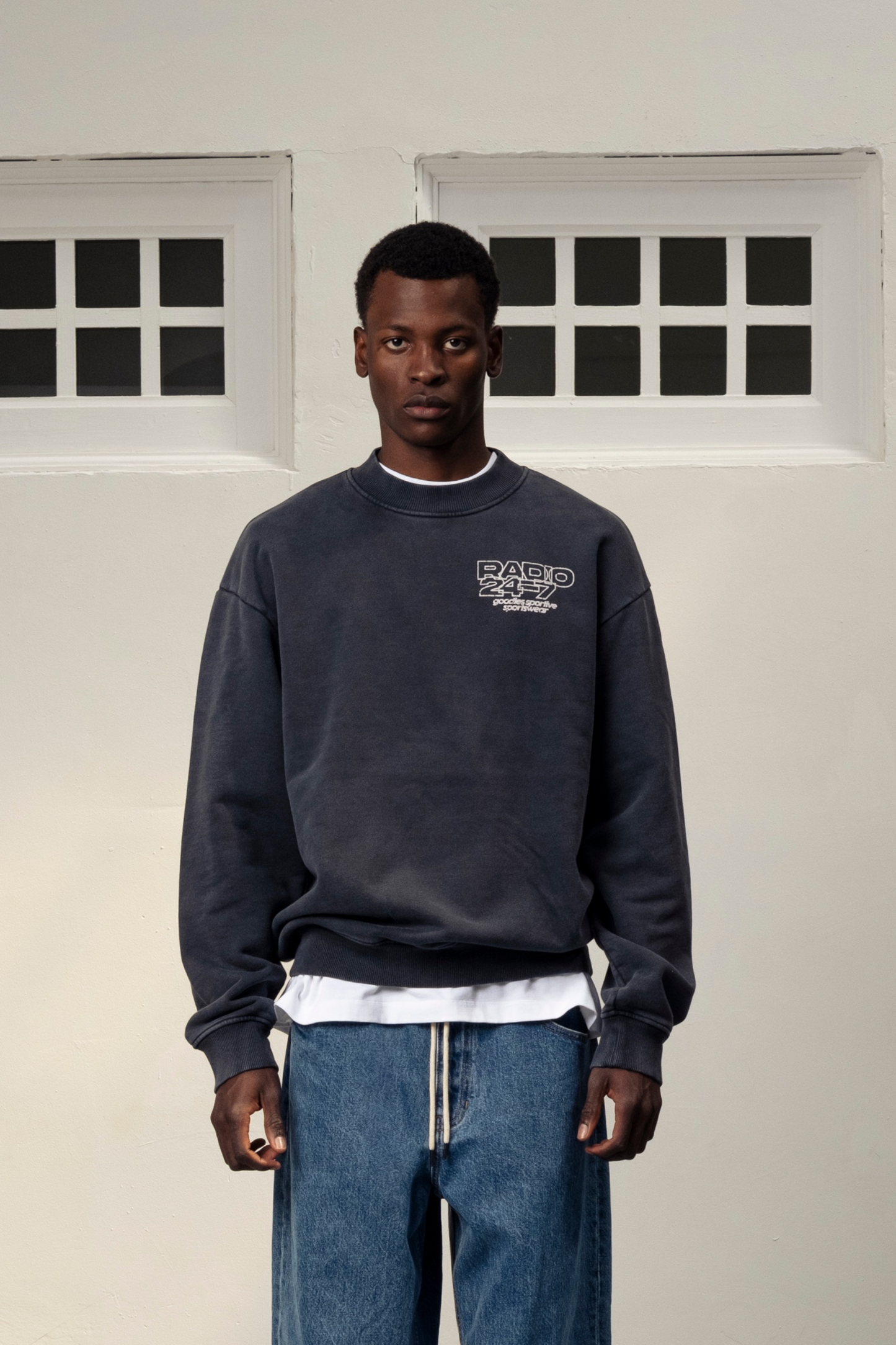 GOODIES SPORTIVE Radio 24:7 Crewneck Grey Fade Out | Sweat Coton 550g | Edgar Bdx