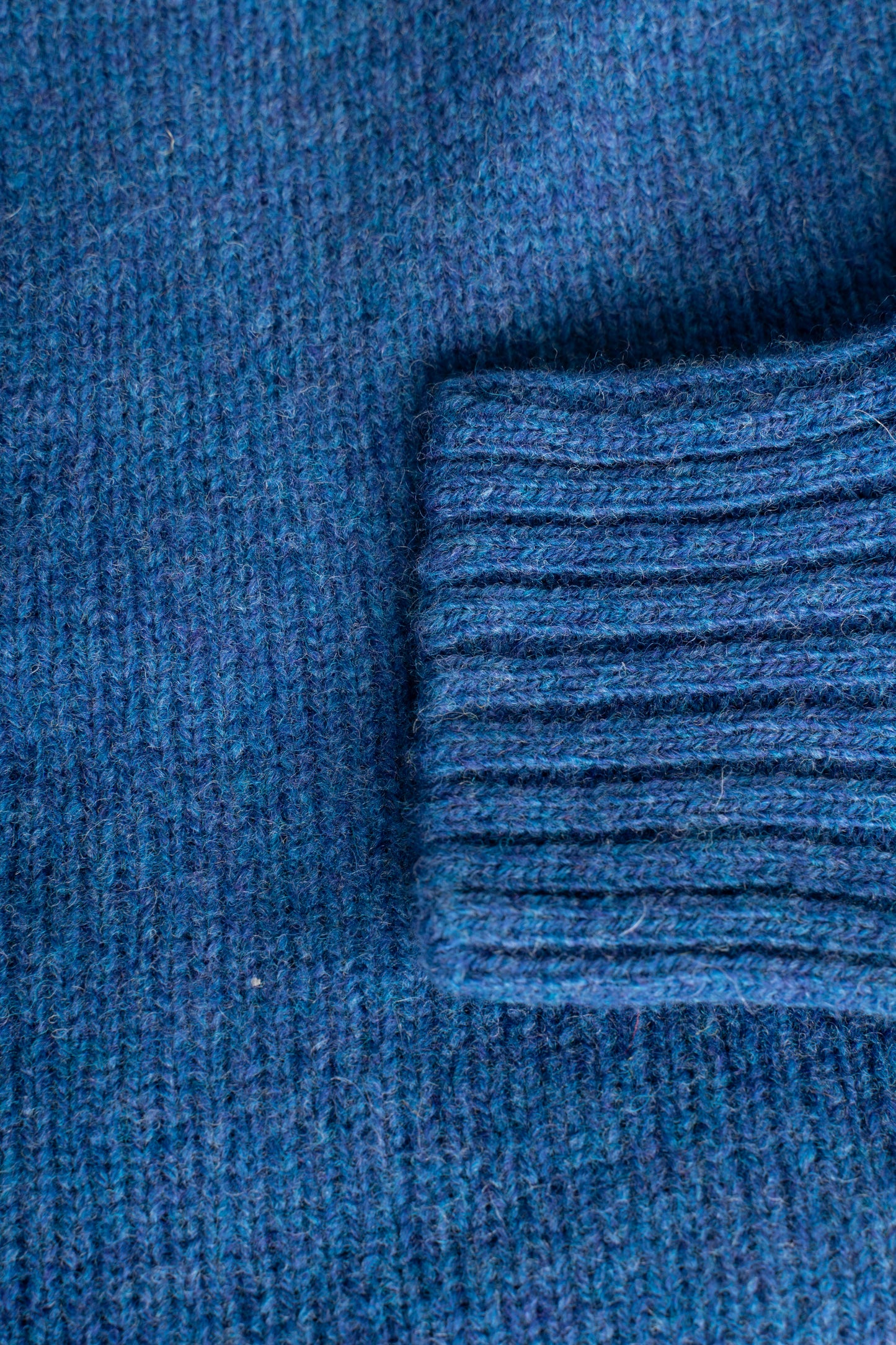 Harley Of Scotland - Pull Shetland Col Rond (Saphire)