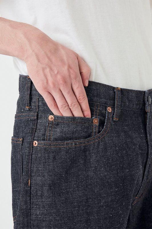 NANAMICA Selvage Denim Straight Pants Black | Jean Selvedge Métier Navette | Edgar Bdx