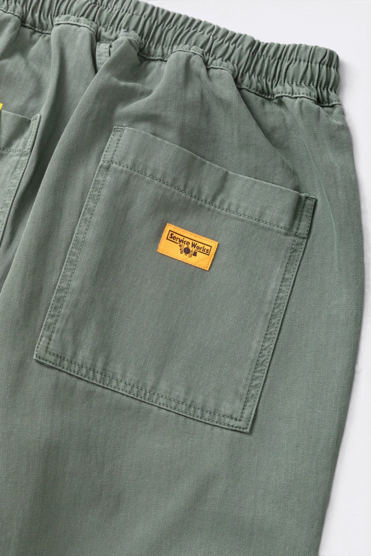 SERVICE WORKS Pigment HBT Chef Pants Olive | Pantalon | Edgar Bdx