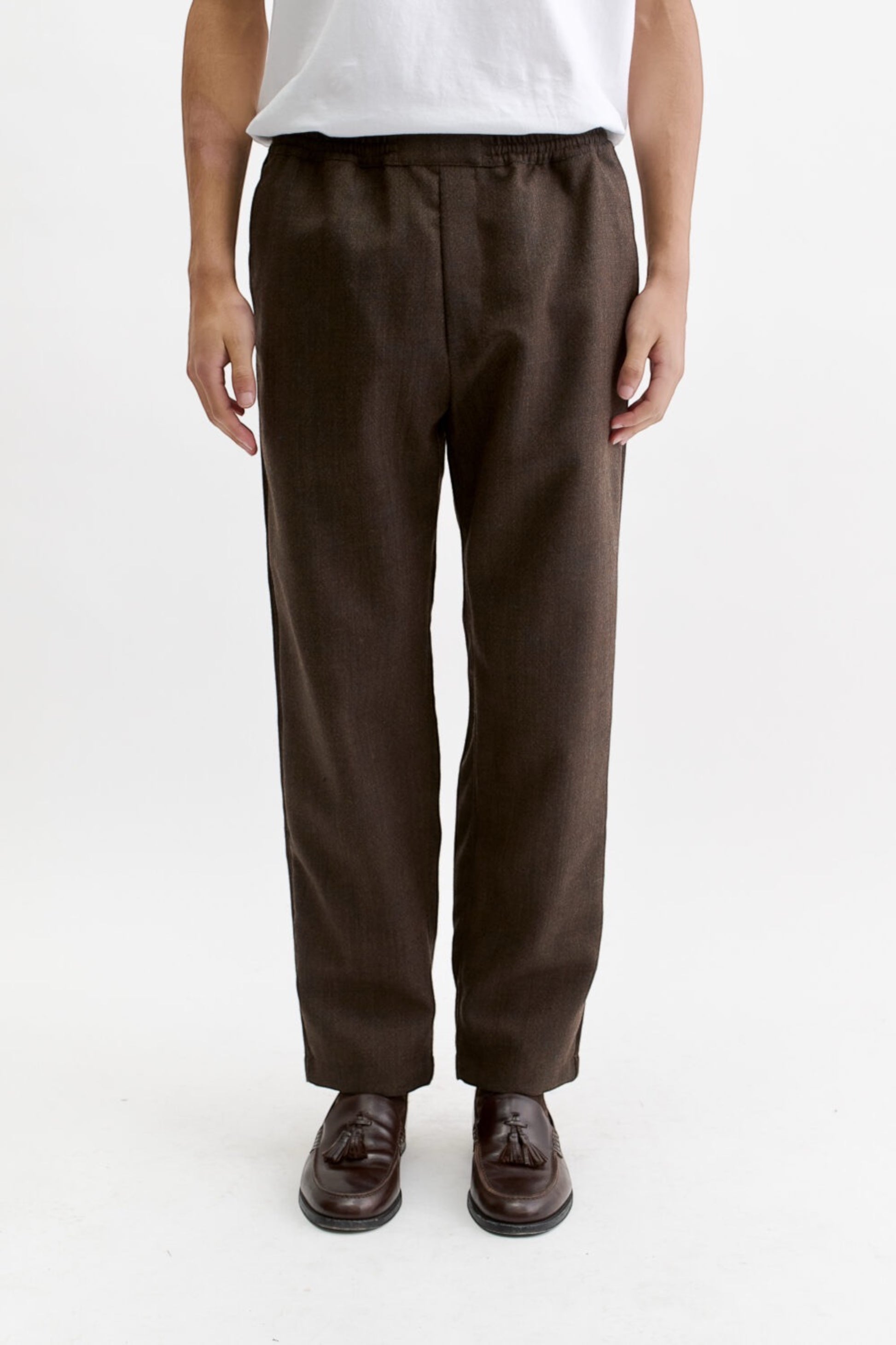 A KIND OF GUISE Banasa Pants Smoked Ebony Melange | Pantalon Laine | Edgar Bdx