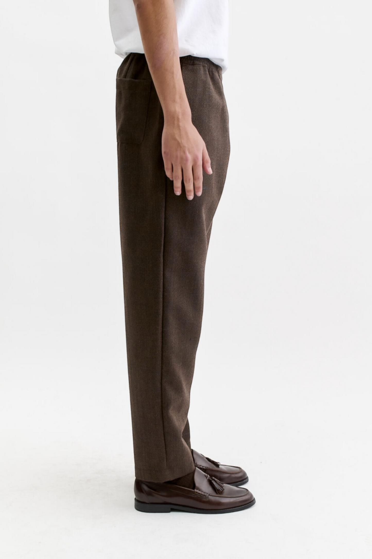 A KIND OF GUISE Banasa Pants Smoked Ebony Melange | Pantalon Laine | Edgar Bdx