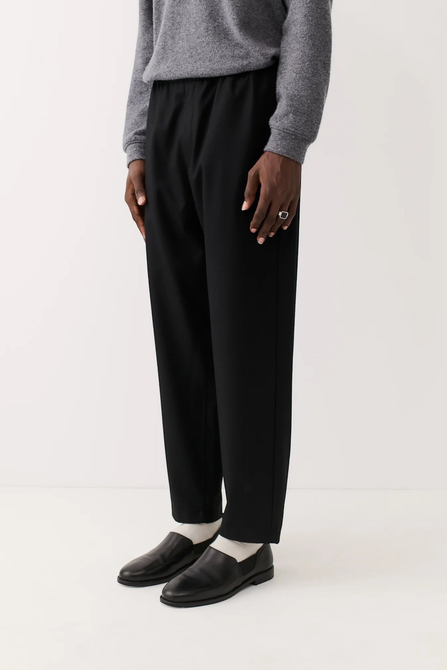 A KIND OF GUISE Banasa Pants Visavis Black | Pantalon Flanelle Laine | Edgar Bdx