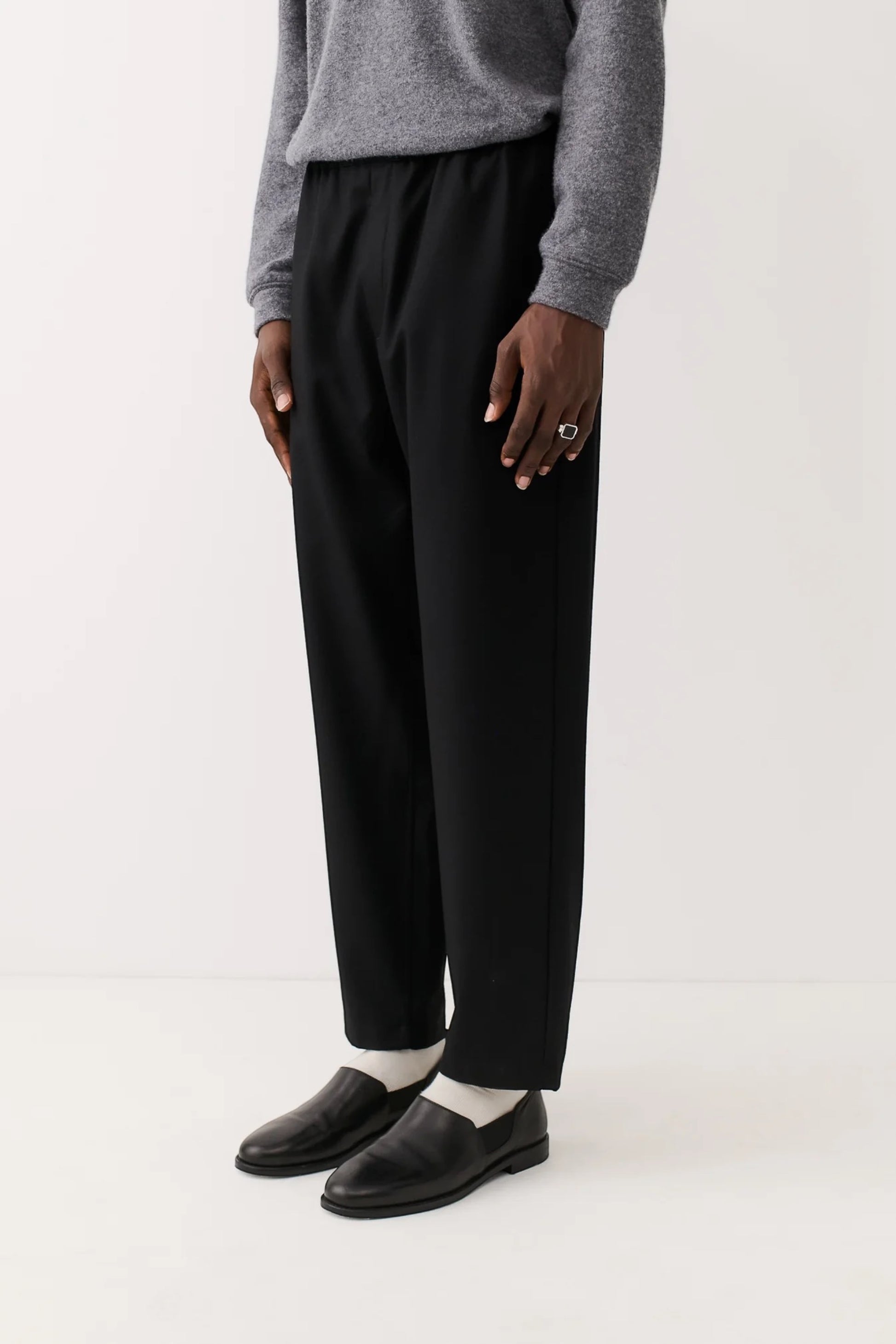A KIND OF GUISE Banasa Pants Visavis Black | Pantalon Flanelle Laine | Edgar Bdx