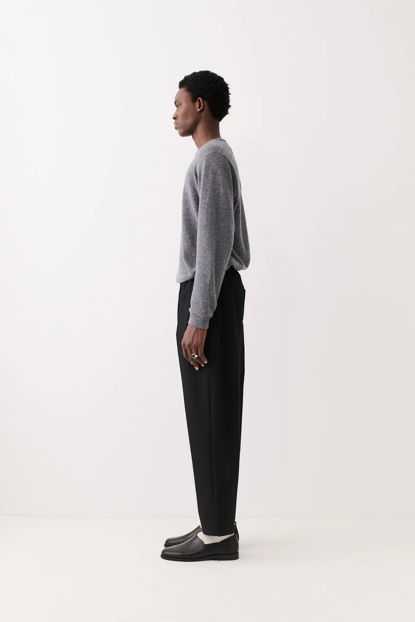 A KIND OF GUISE Banasa Pants Visavis Black | Pantalon Flanelle Laine | Edgar Bdx