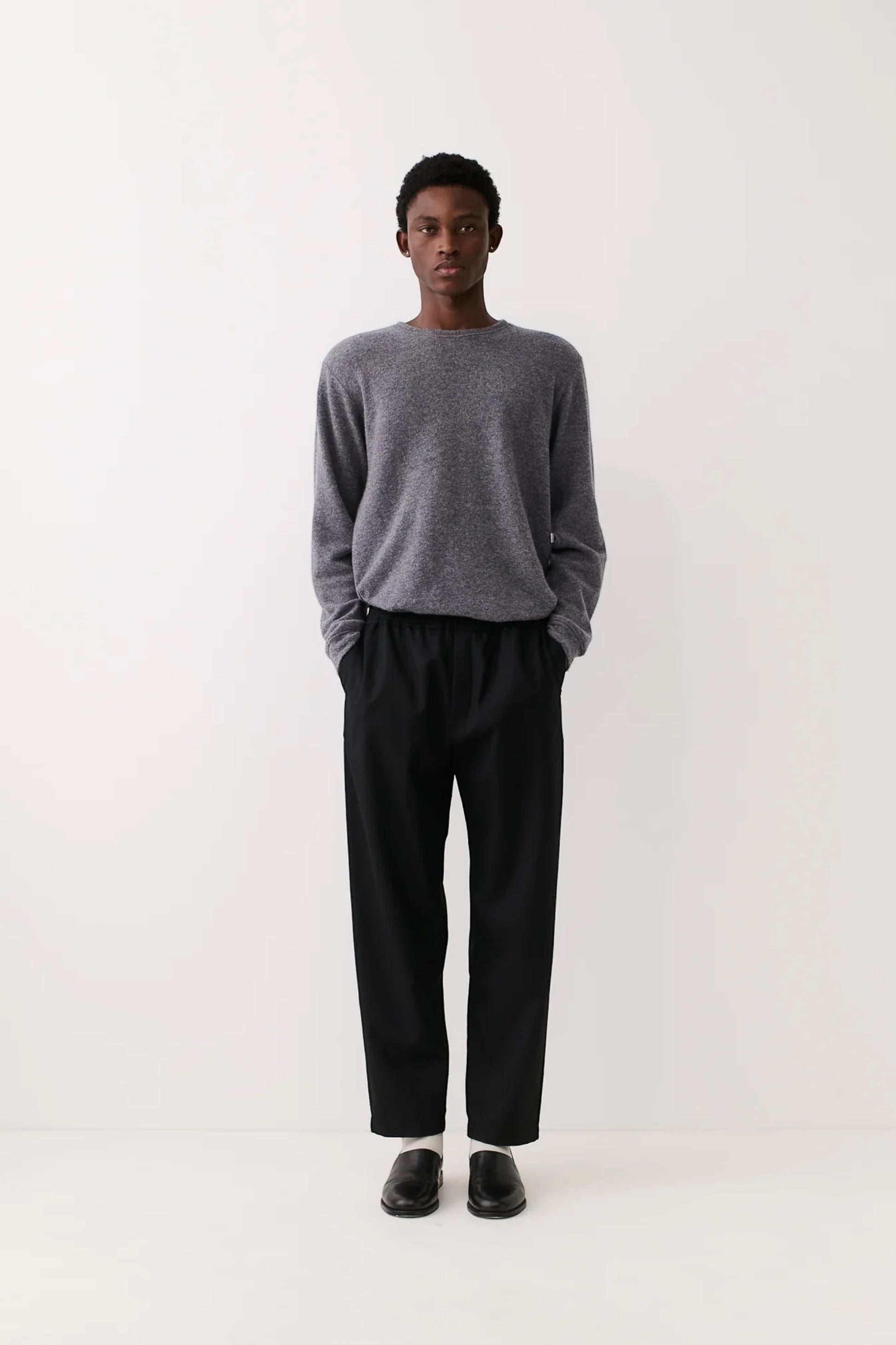 A KIND OF GUISE Banasa Pants Visavis Black | Pantalon Flanelle Laine | Edgar Bdx