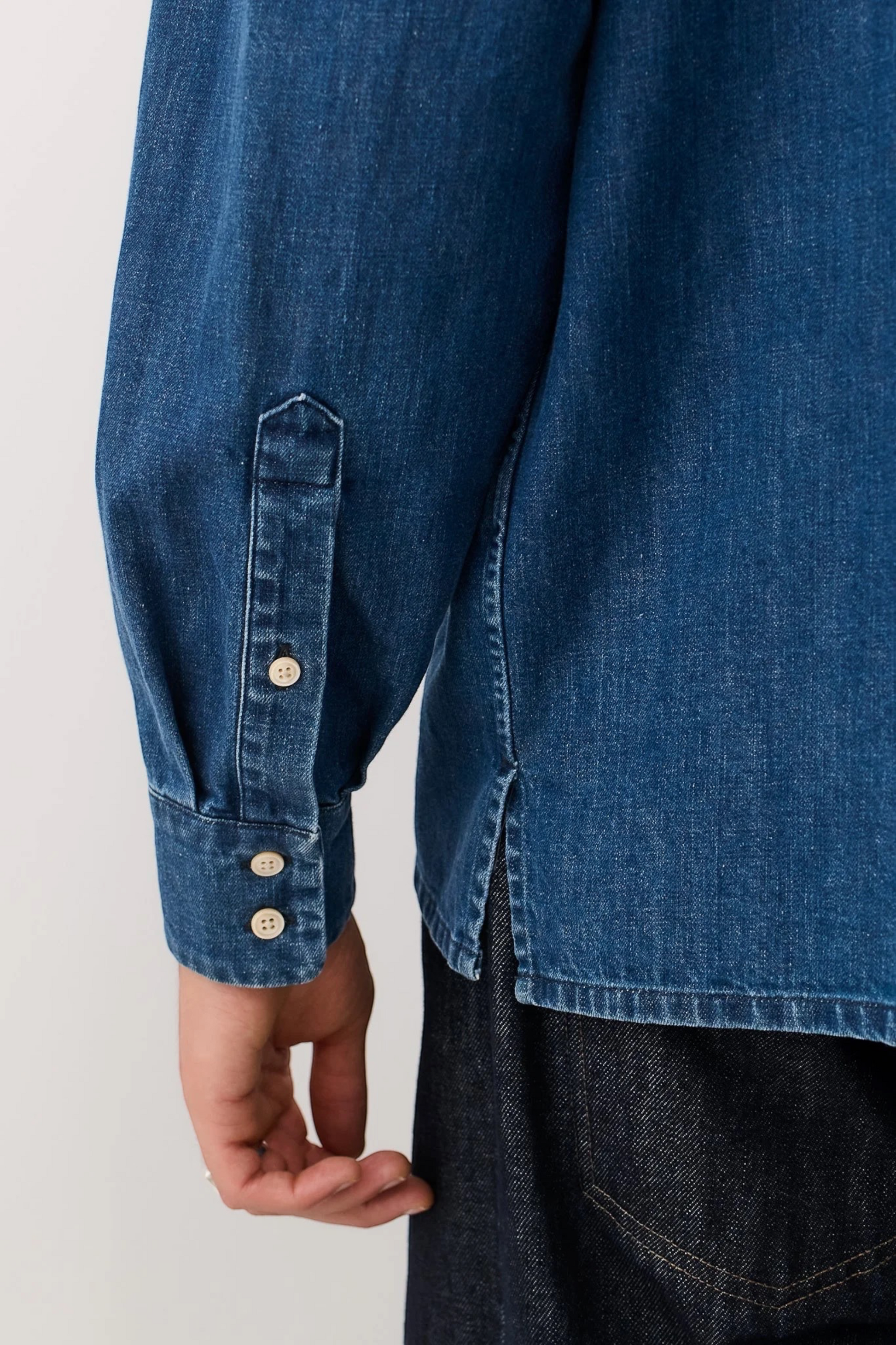 A KIND OF GUISE Gusto Shirt Zenith Denim | Chemise Oversize Denim | Edgar Bdx