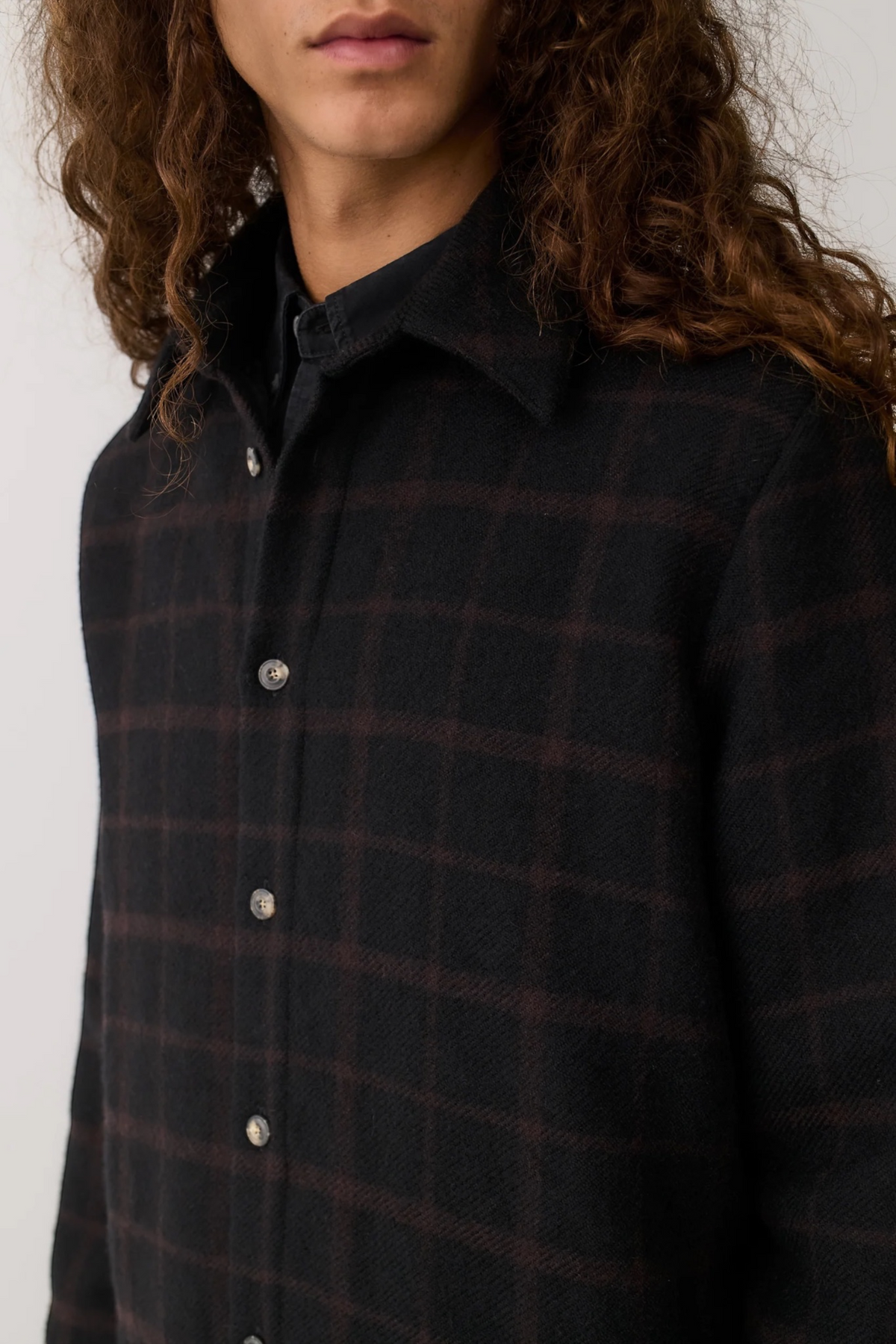 A KIND OF GUISE Marani Overshirt Black Check | Edgar Bdx