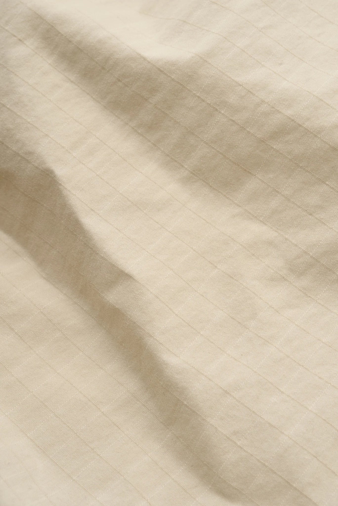 A Kind Of Guise Quito Shorts Off-White Ripstop | Short Coton Déperlant Italien