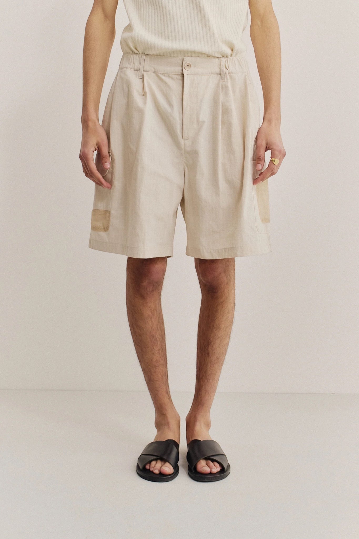 A Kind Of Guise Quito Shorts Off-White Ripstop | Short Coton Déperlant Italien