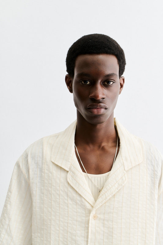A Kind Of Guise Samata Shirt Structured Natural Stripe | Chemise Coton Soie Lin