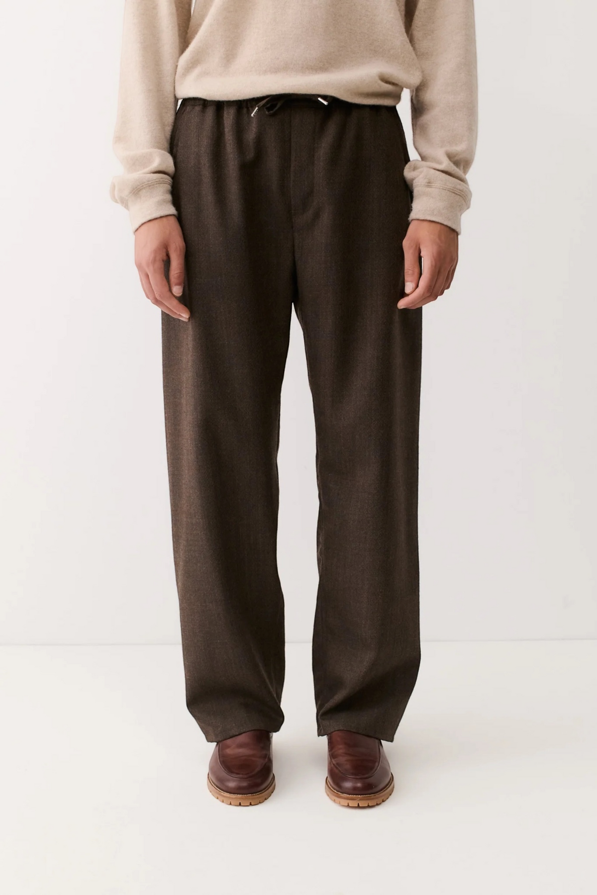 A KIND OF GUISE Samurai Trousers Smoked Ebony Melange | Edgar Bdx