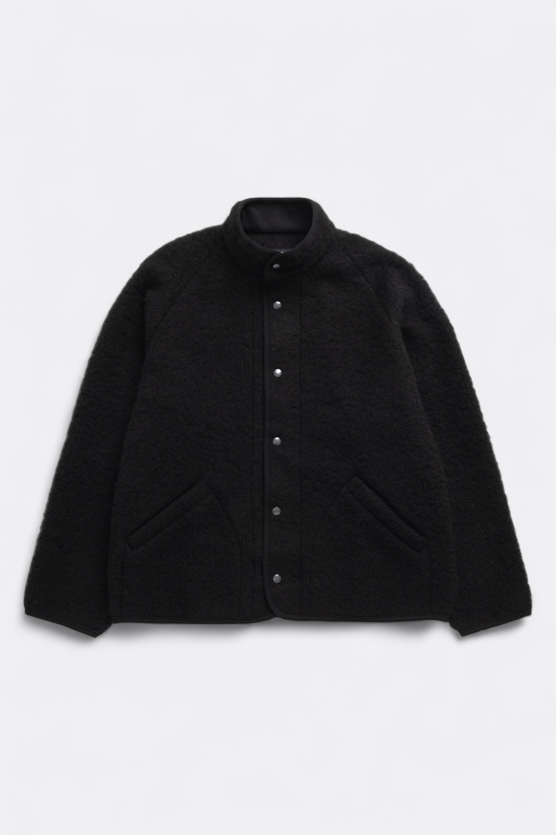 Arpenteur - Contour J (Black)