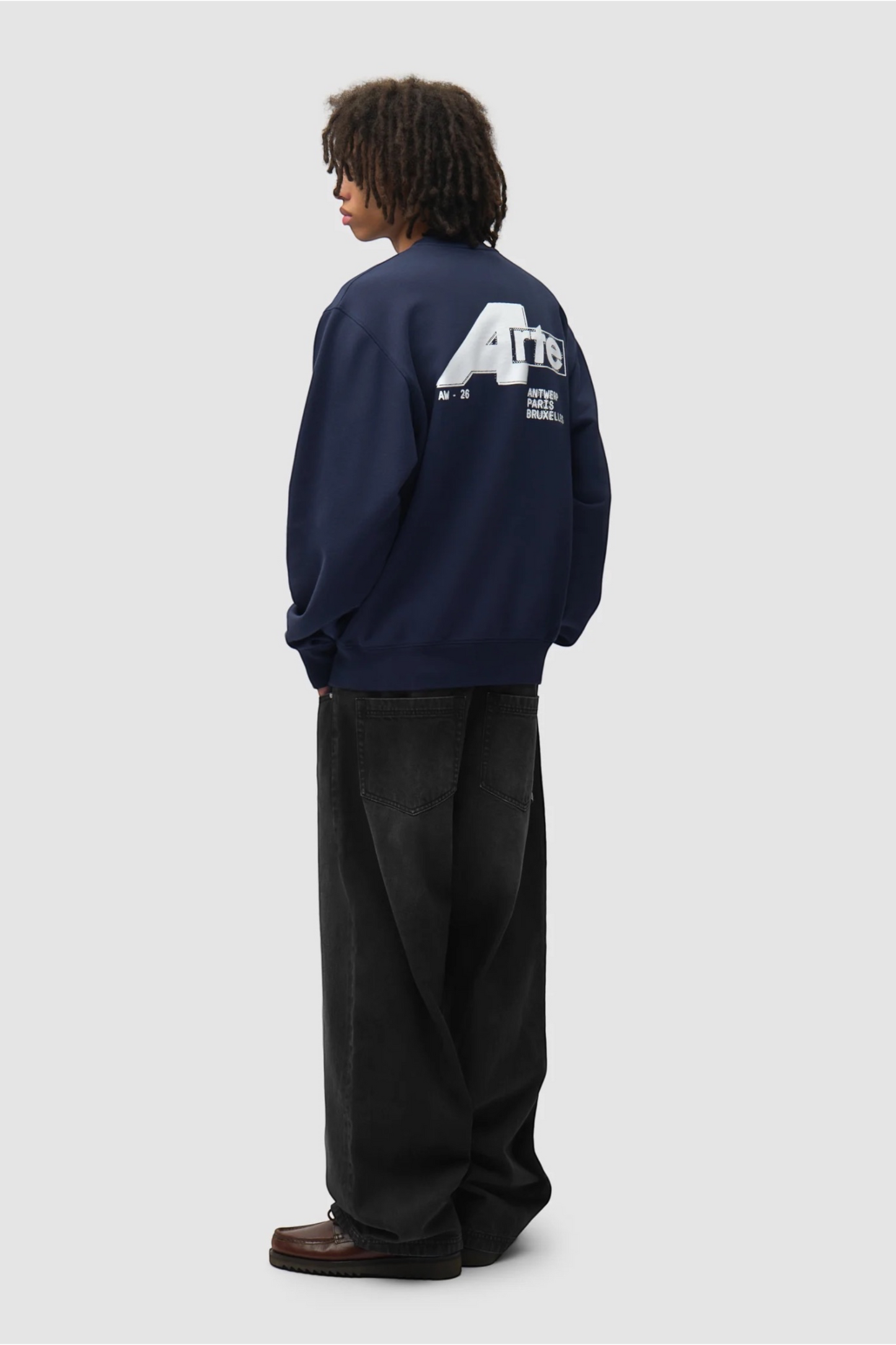 ARTE ANTWERP City Crewneck Navy | Sweat Coton Premium | Edgar Bdx