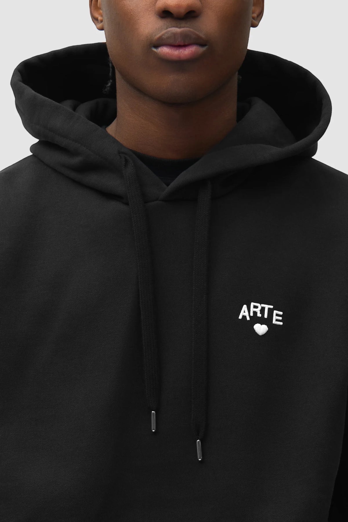 ARTE ANTWERP Cor Hoodie Black | Sweat Coton Premium | Edgar Bdx