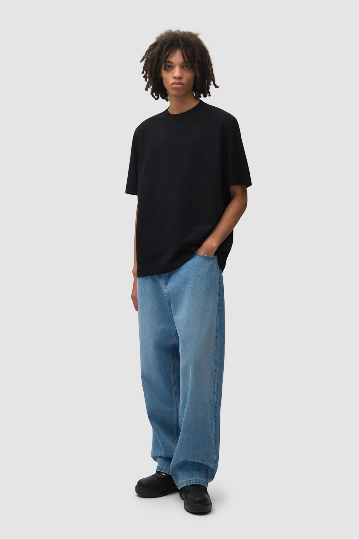 ARTE ANTWERP Ease Denim Pant Denim Bleach | Pantalon Coton Oversize | Edgar Bdx