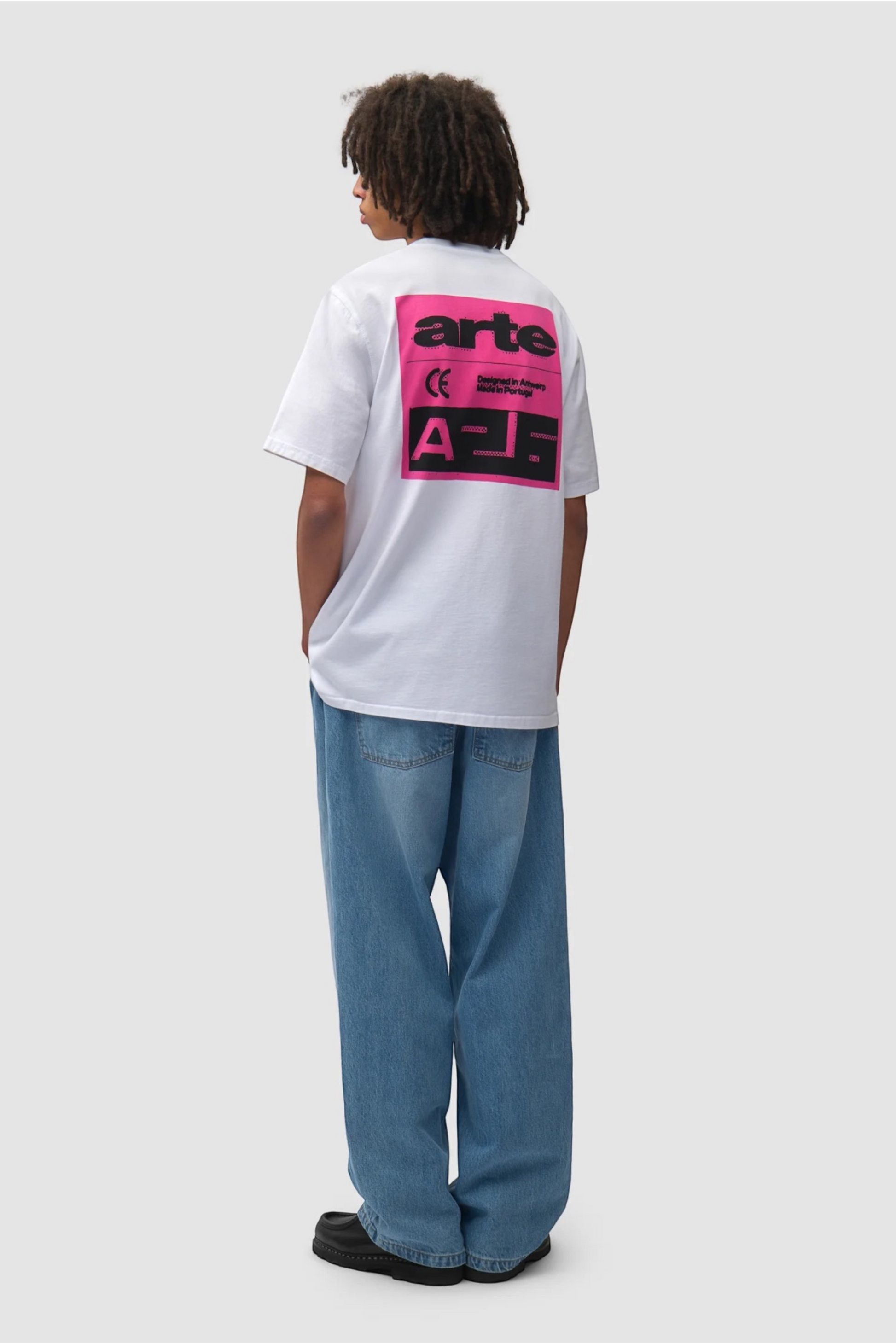 ARTE ANTWERP Pink Serial T-Shirt White | T-Shirt Coton Premium | Edgar Bdx