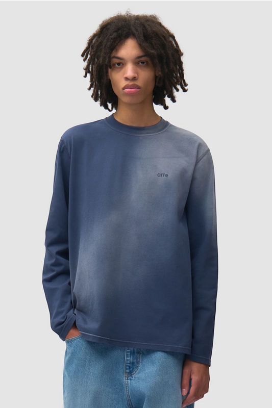 ARTE ANTWERP Stencil Sunfade Longsleeve T-Shirt Navy | T-Shirt Coton Premium | Edgar Bdx