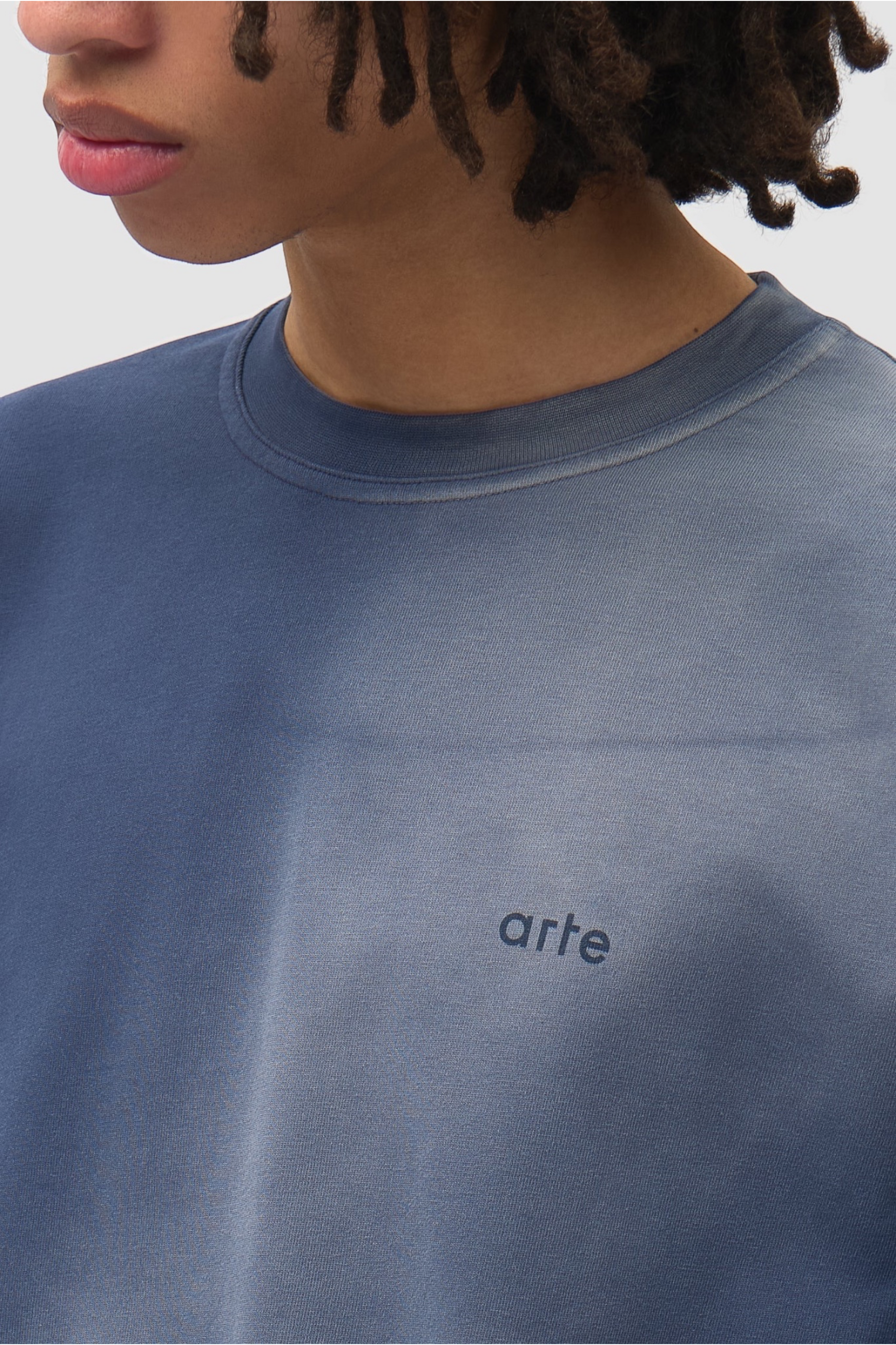 ARTE ANTWERP Stencil Sunfade Longsleeve T-Shirt Navy | T-Shirt Coton Premium | Edgar Bdx