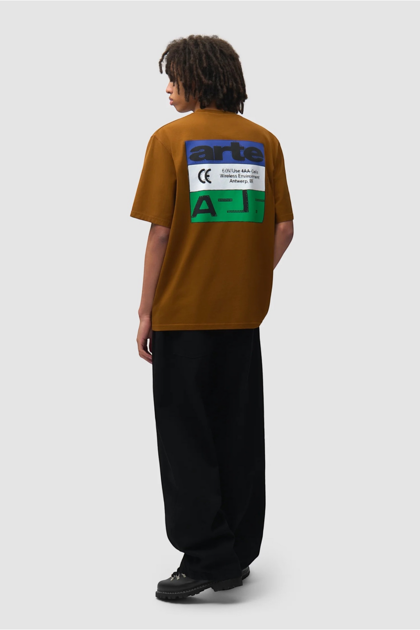 ARTE ANTWERP Tricolor Serial T-Shirt Brown | T-Shirt Coton Premium | Edgar Bdx