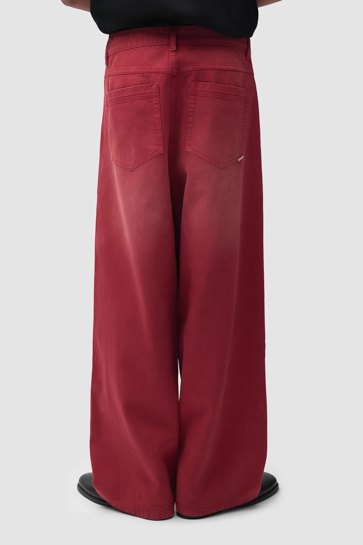 ARTE ANTWERP Washed Ease Denim Red | Edgar Bdx