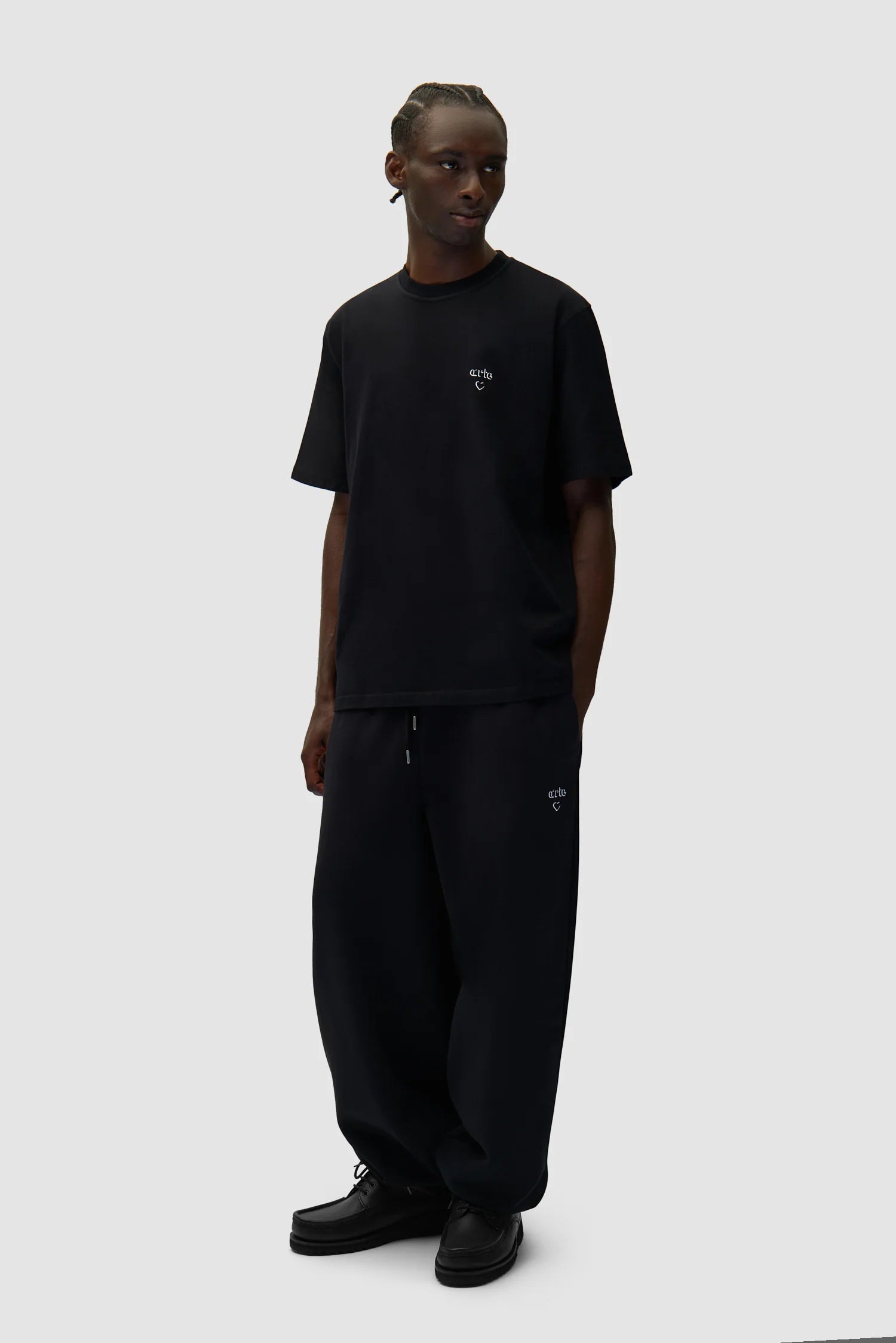 Arte - Arte Heart Logo T-Shirt (Black)