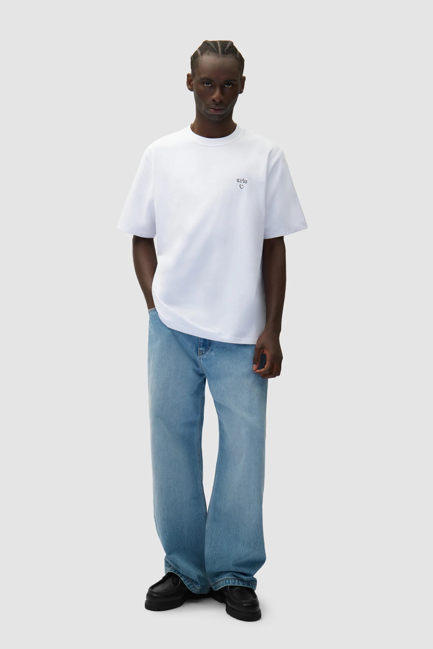 Arte - Arte Heart Logo T-Shirt (White)