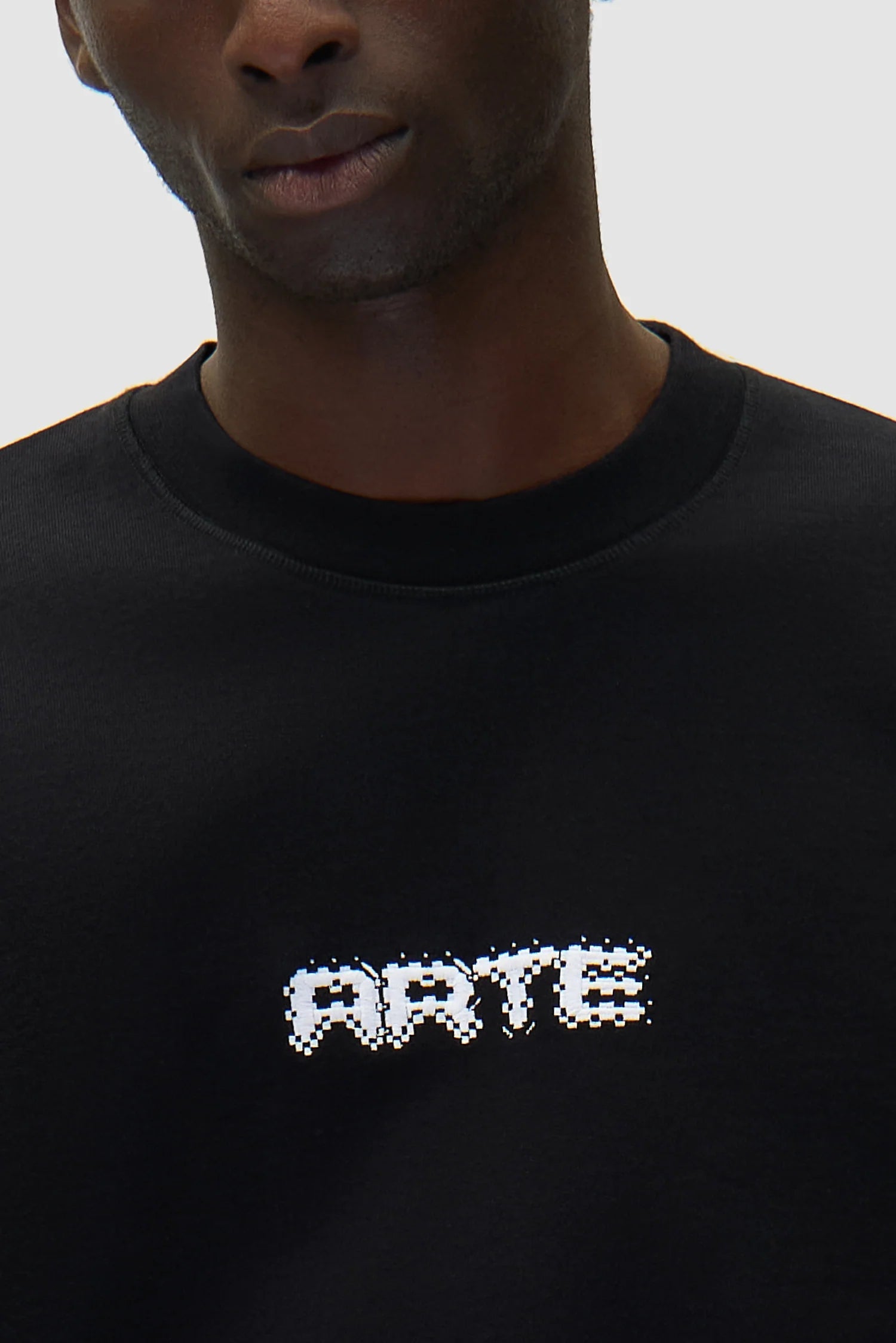 Arte - Arte Pixel Crewneck (Black)