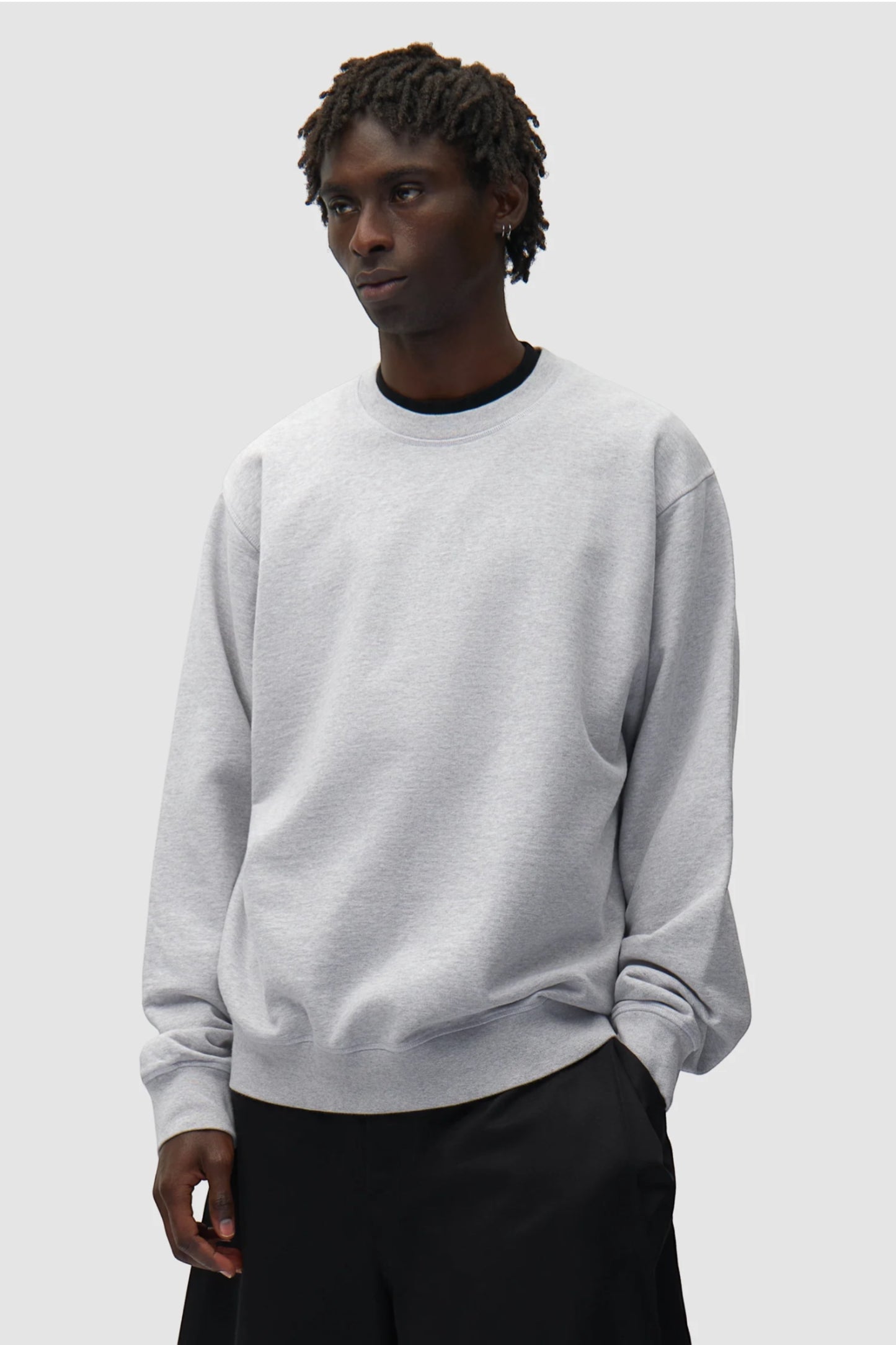 Crewneck Arte Grey - SS26 Dos - Coton Premium Portugal