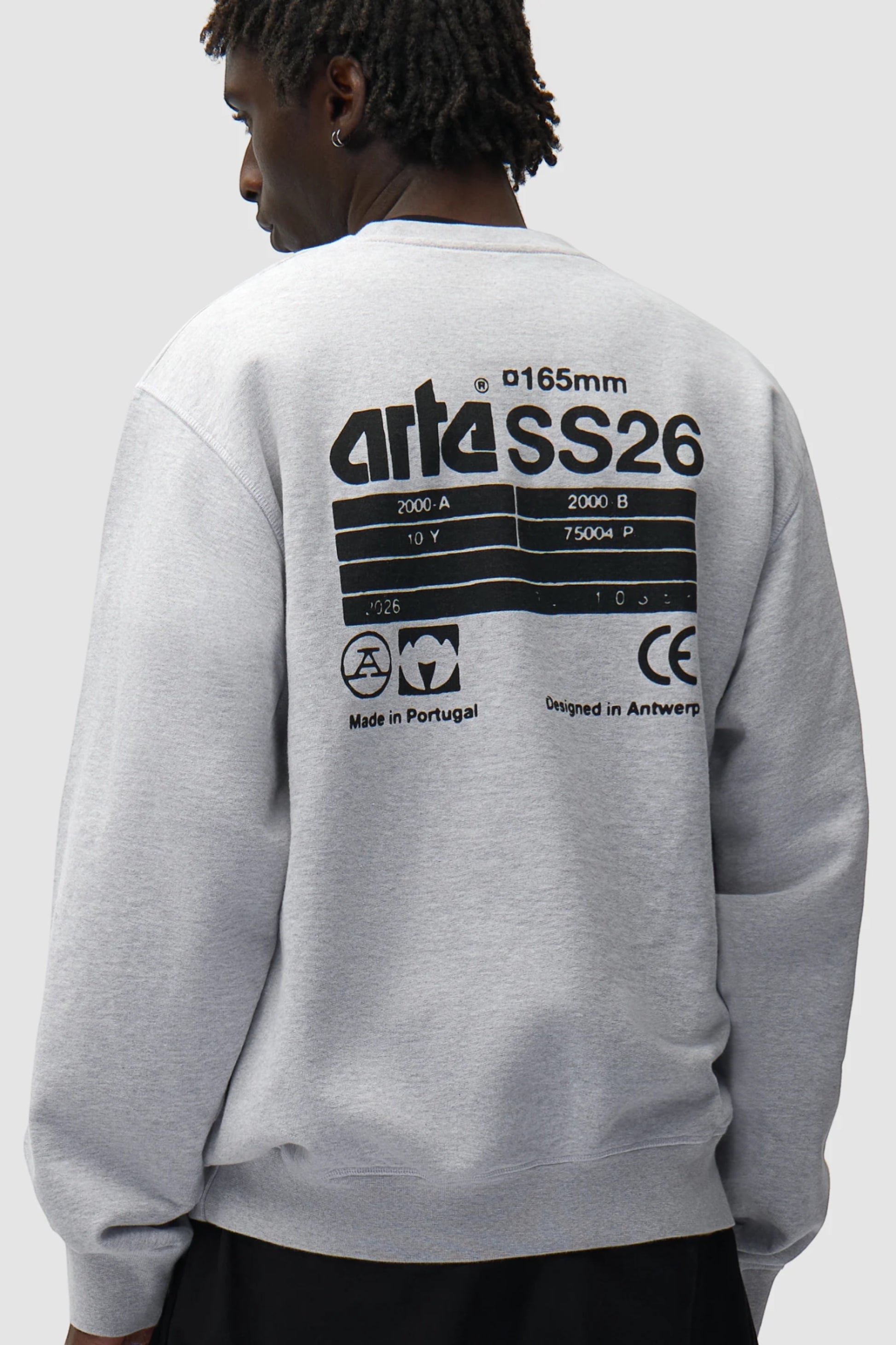 Crewneck Arte Grey - SS26 Dos - Coton Premium Portugal