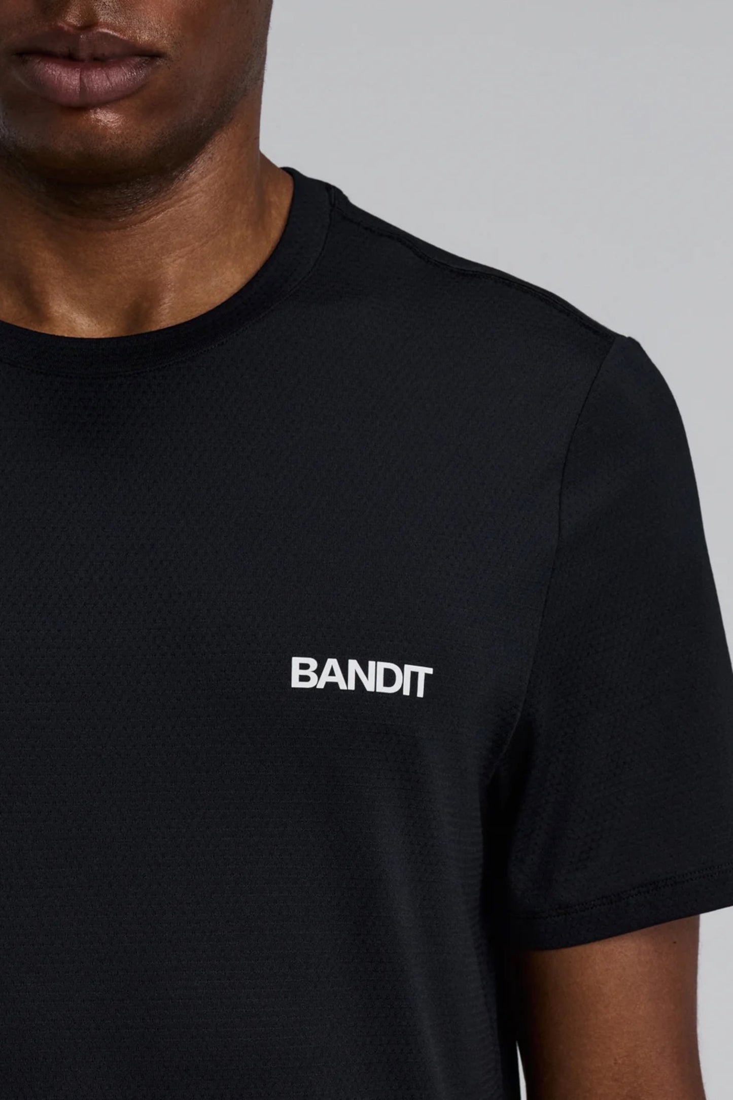 Bandit - Men's Micromesh™ Run Tee (Black)