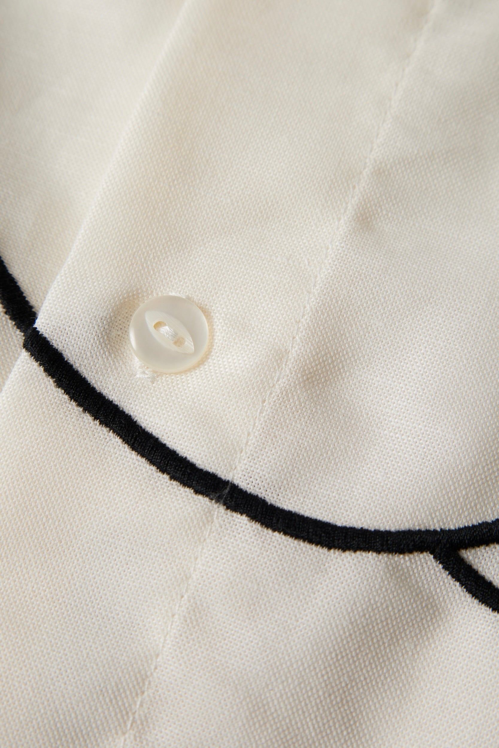 By Parra - Vertical Horse Short Sleeve Shirt (Off White)