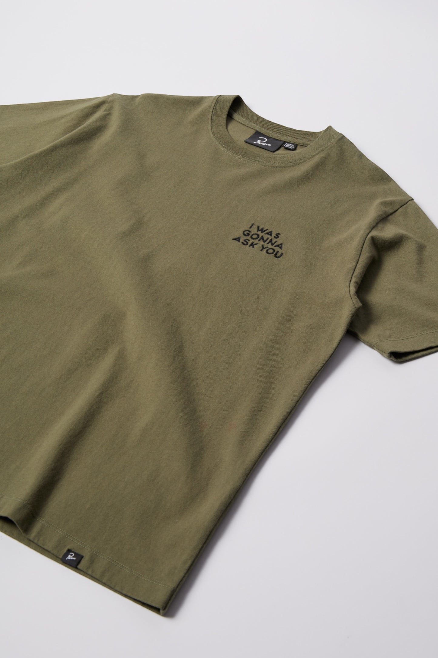 BY PARRA Waiting For You T-Shirt Green | T-Shirt Premium | Edgar Bdx
