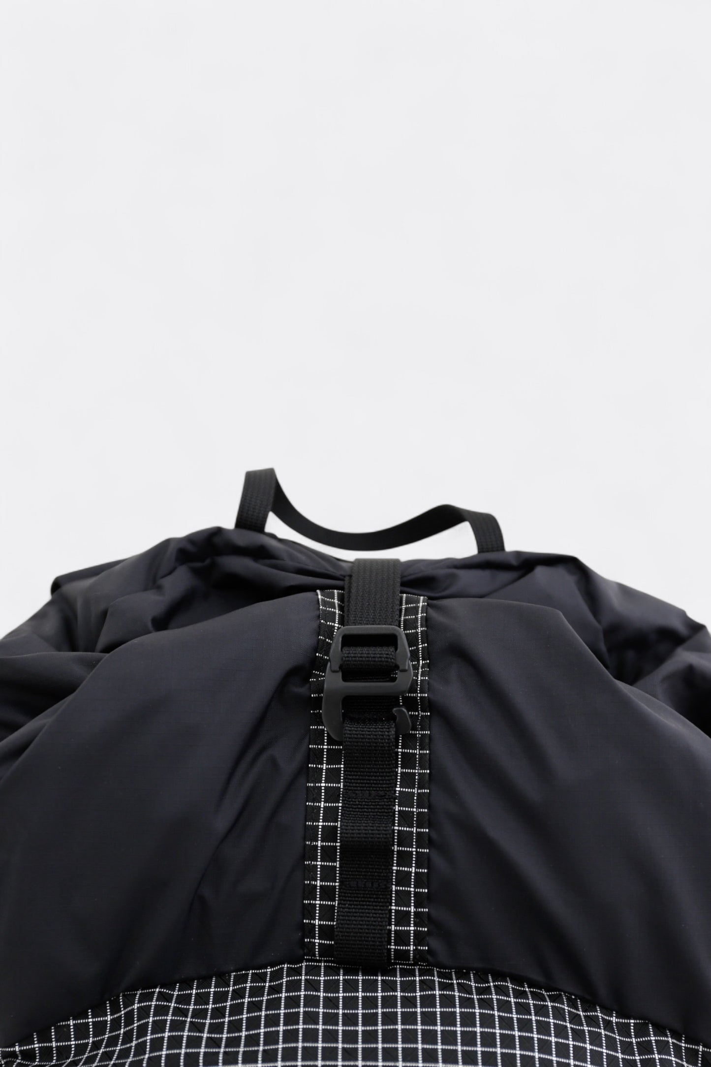 CAYL - Biseul Bag (Grid Black)