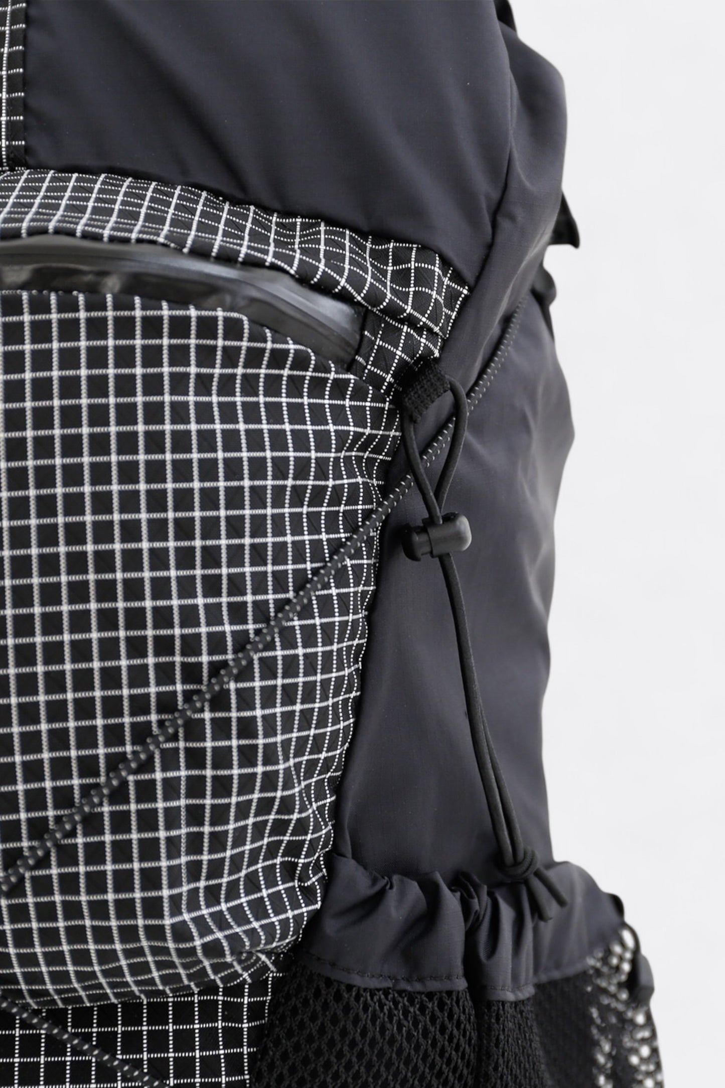 CAYL - Biseul Bag (Grid Black)
