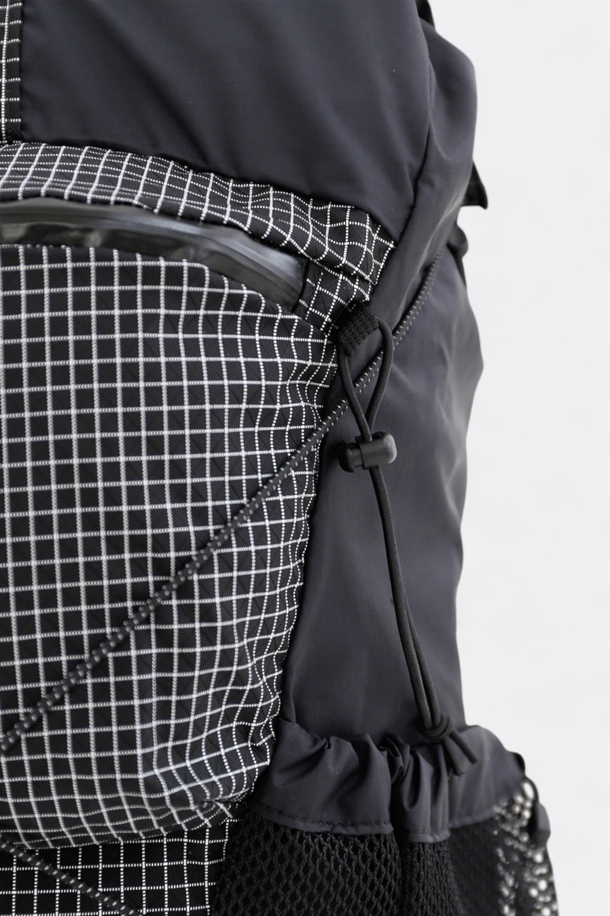 CAYL - Biseul Bag (Grid Black)