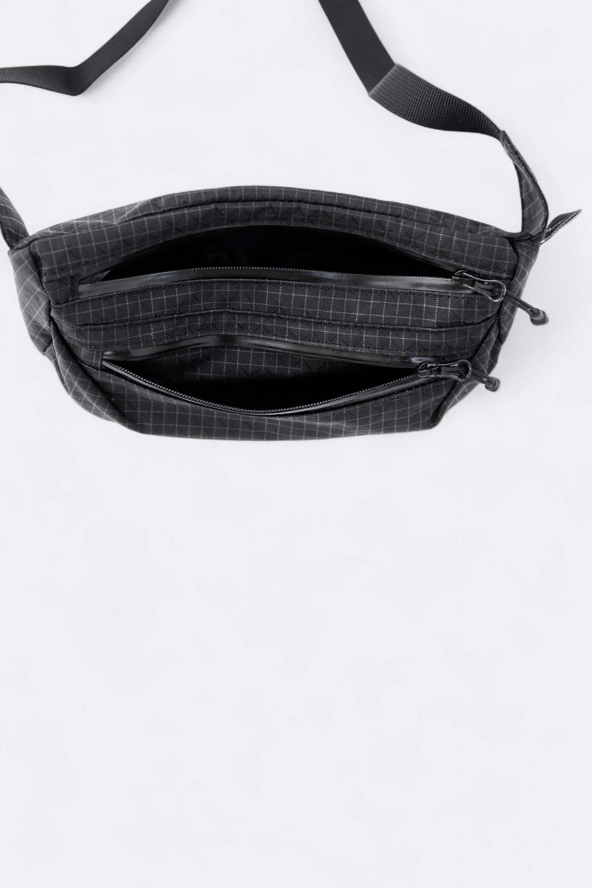 CAYL - Grid Fanny (B-Grid Black)