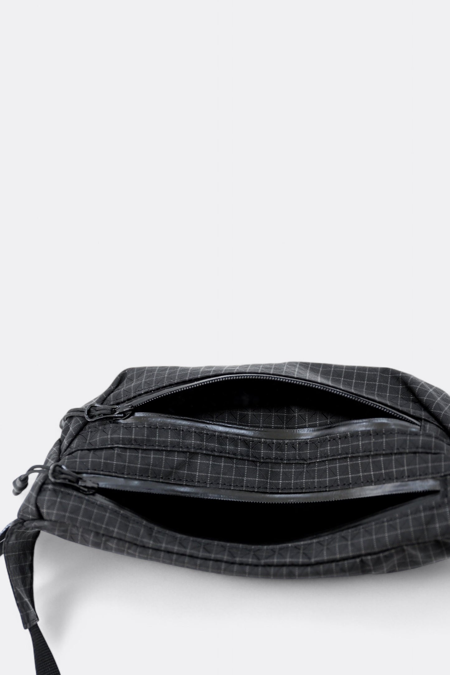 CAYL - Grid Fanny (B-Grid Black)