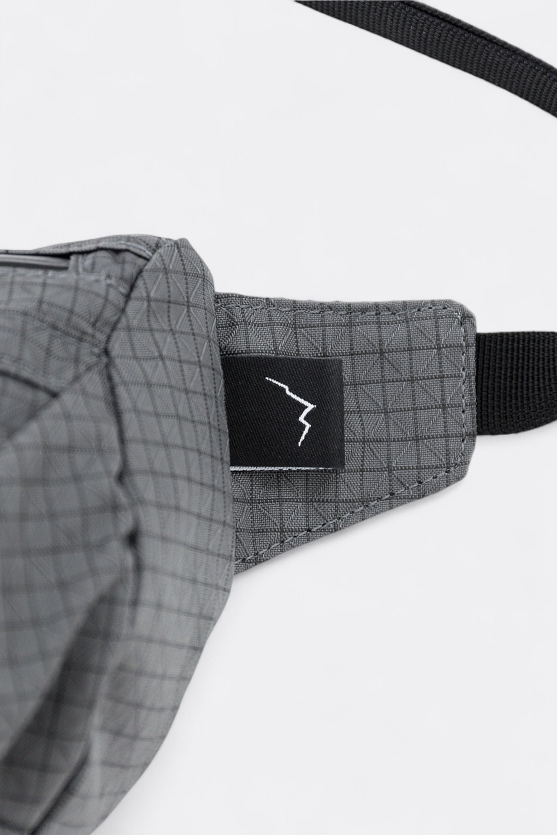 CAYL - Grid Fanny (B-Grid Grey)