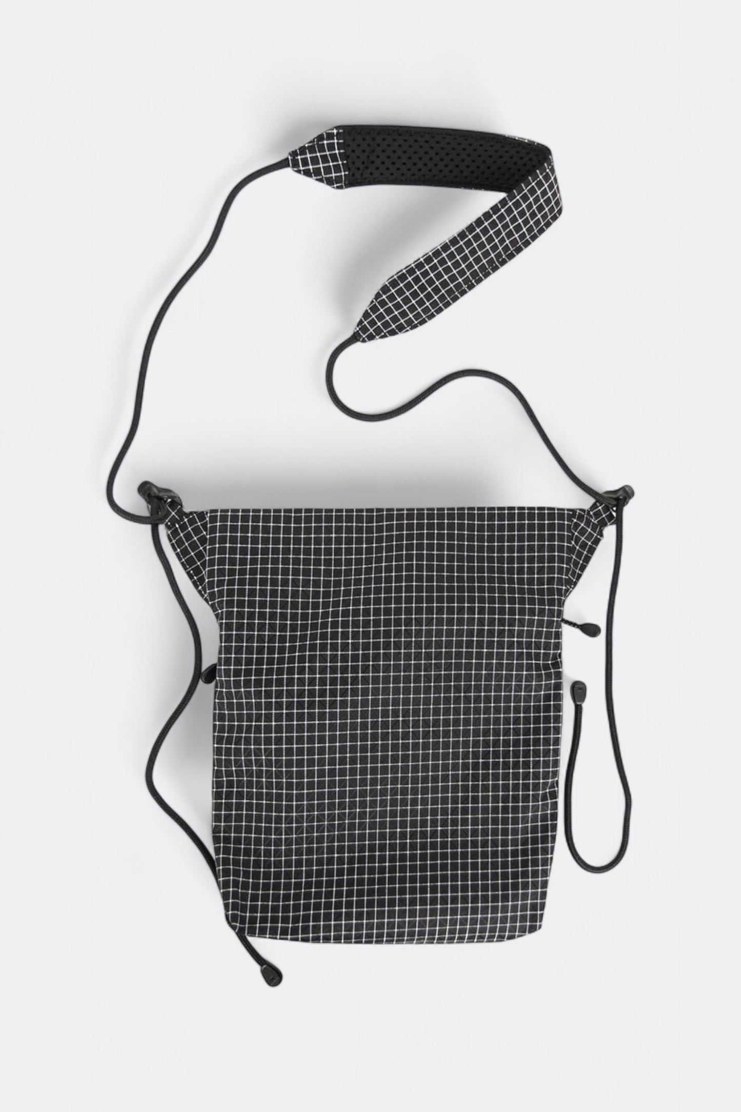 CAYL - Seorak 3 (Grid Black)