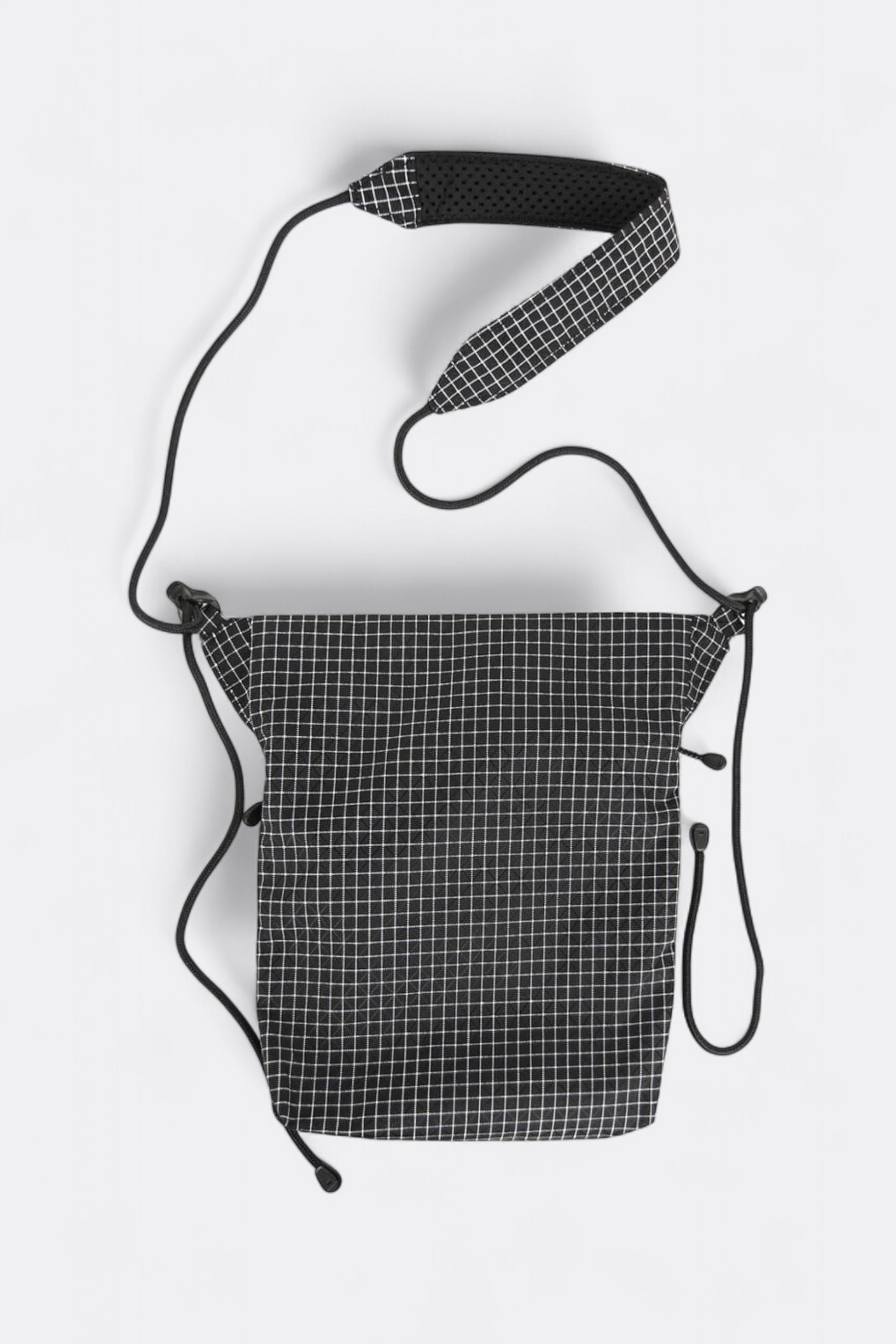 CAYL - Seorak 3 (Grid Black)