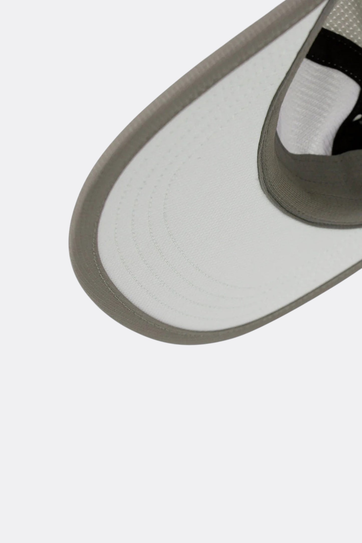 Ciele Athletics - GOCap Field Iconic Bar (Light Grey / Shadow)