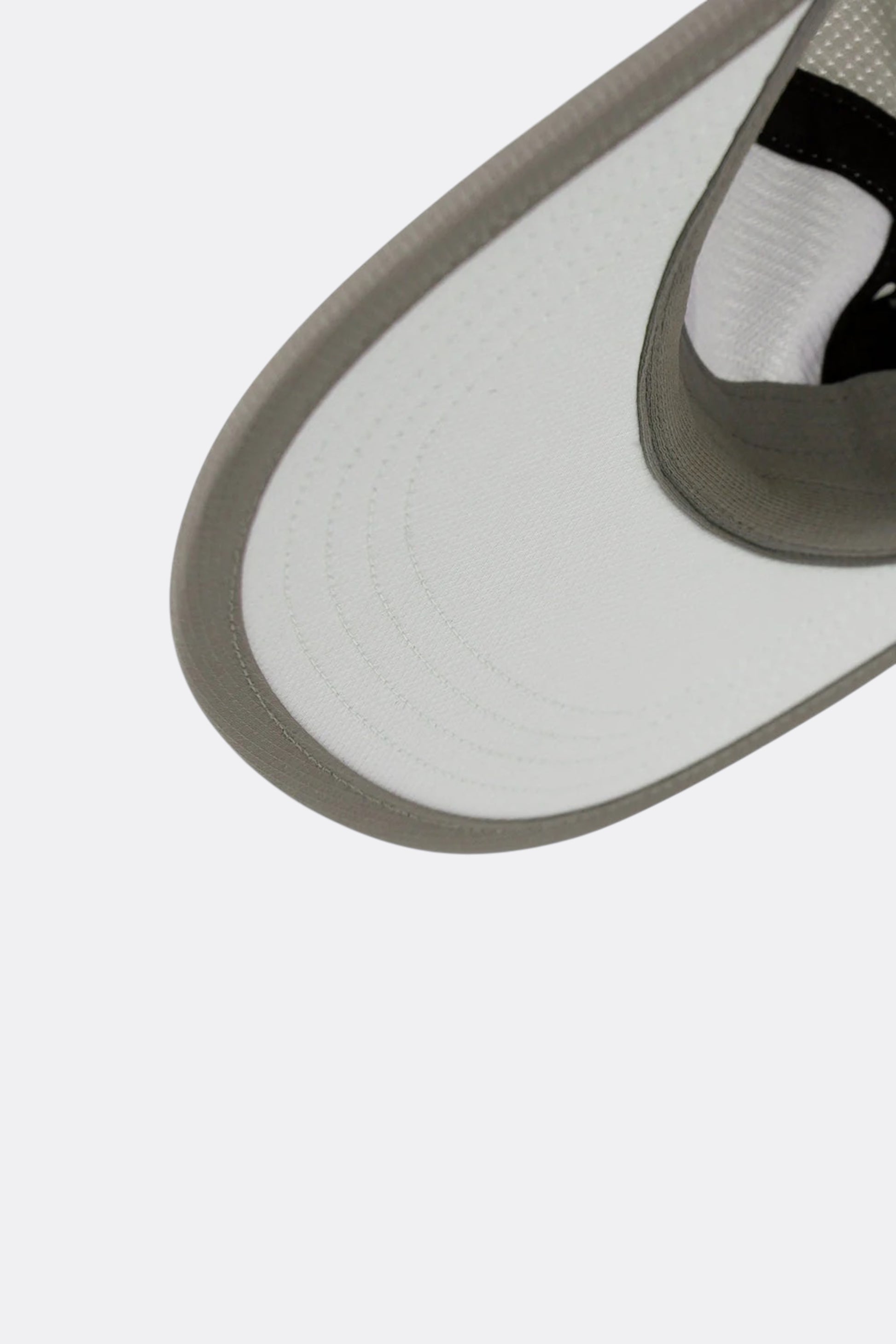 Ciele Athletics - GOCap Field Iconic Bar (Light Grey / Shadow)