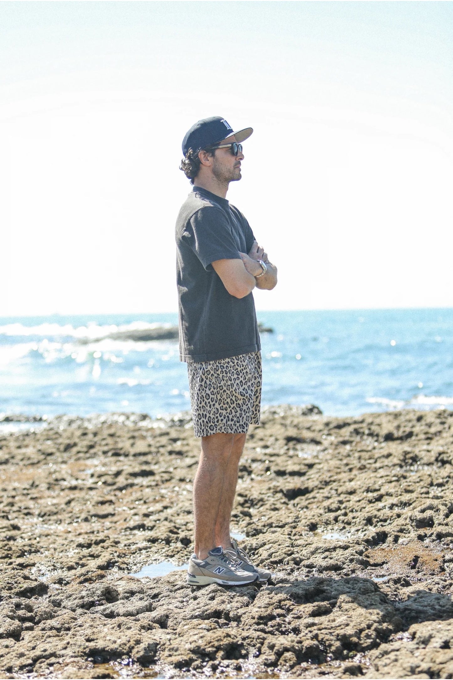 Drapeau Noir Beach Short Léopard Japonais Crème | Short Imprimé Coton Nylon | Edgar Bdx