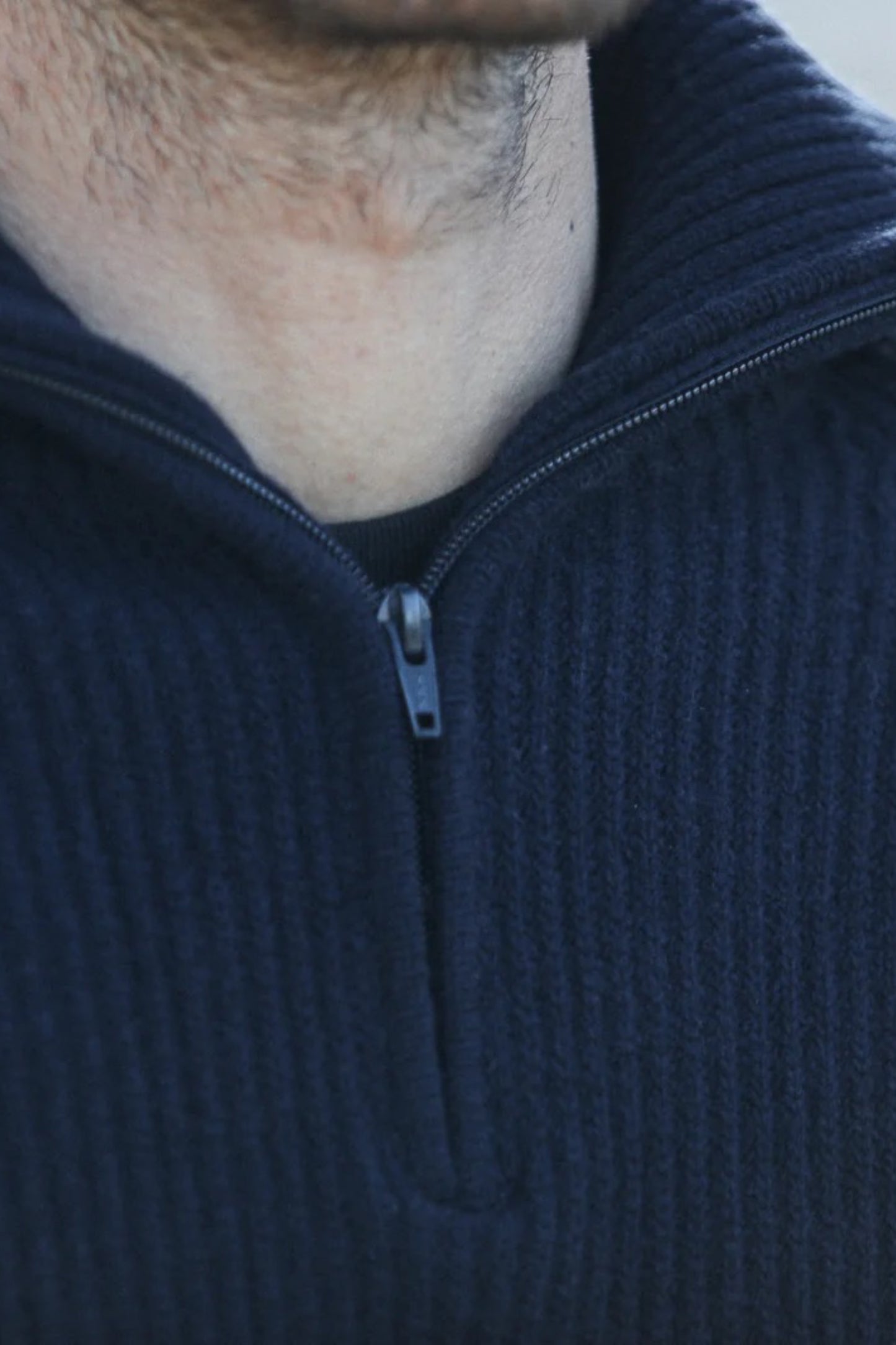 DRAPEAU NOIR Pull Trucker Lambswool Navy | Pull Laine Premium | Edgar Bdx
