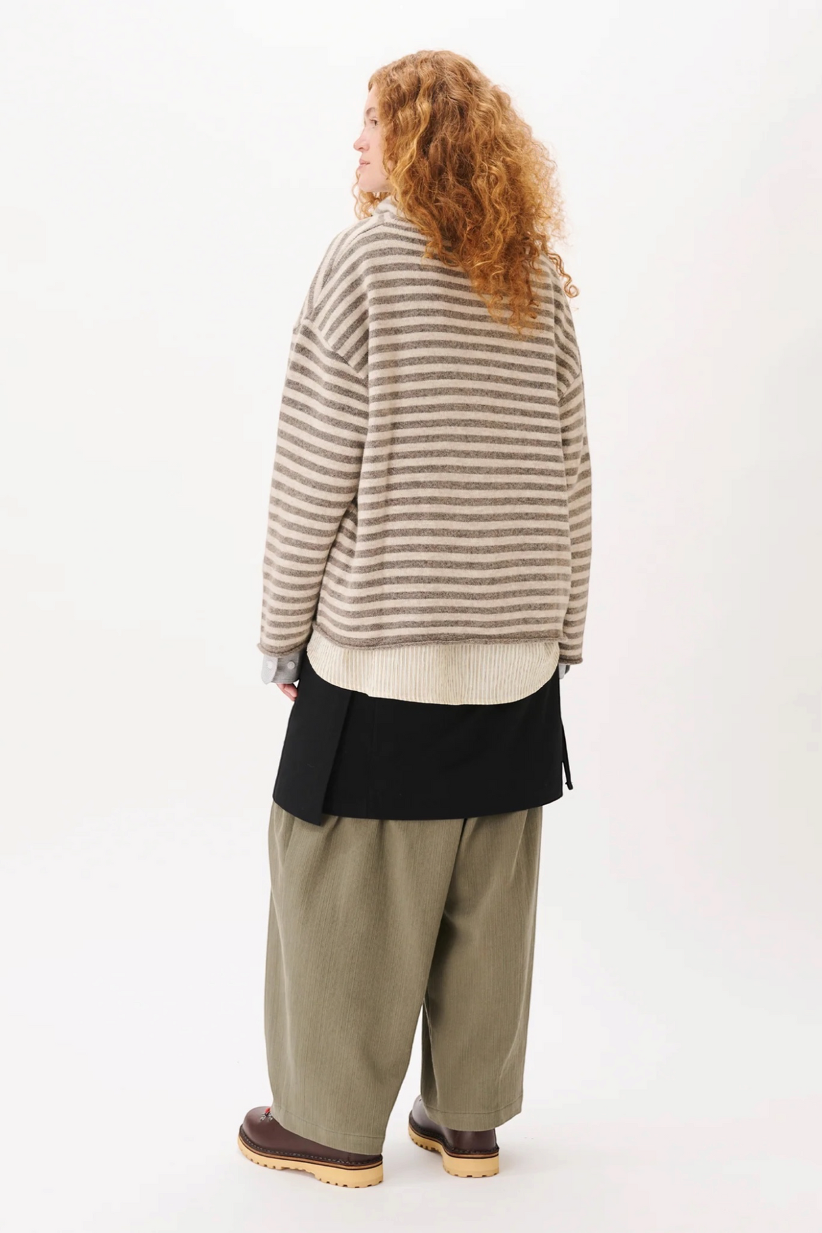 ESTUDIO NIKSEN Big-Fold Balloon Pants Khaki | Edgar Bdx