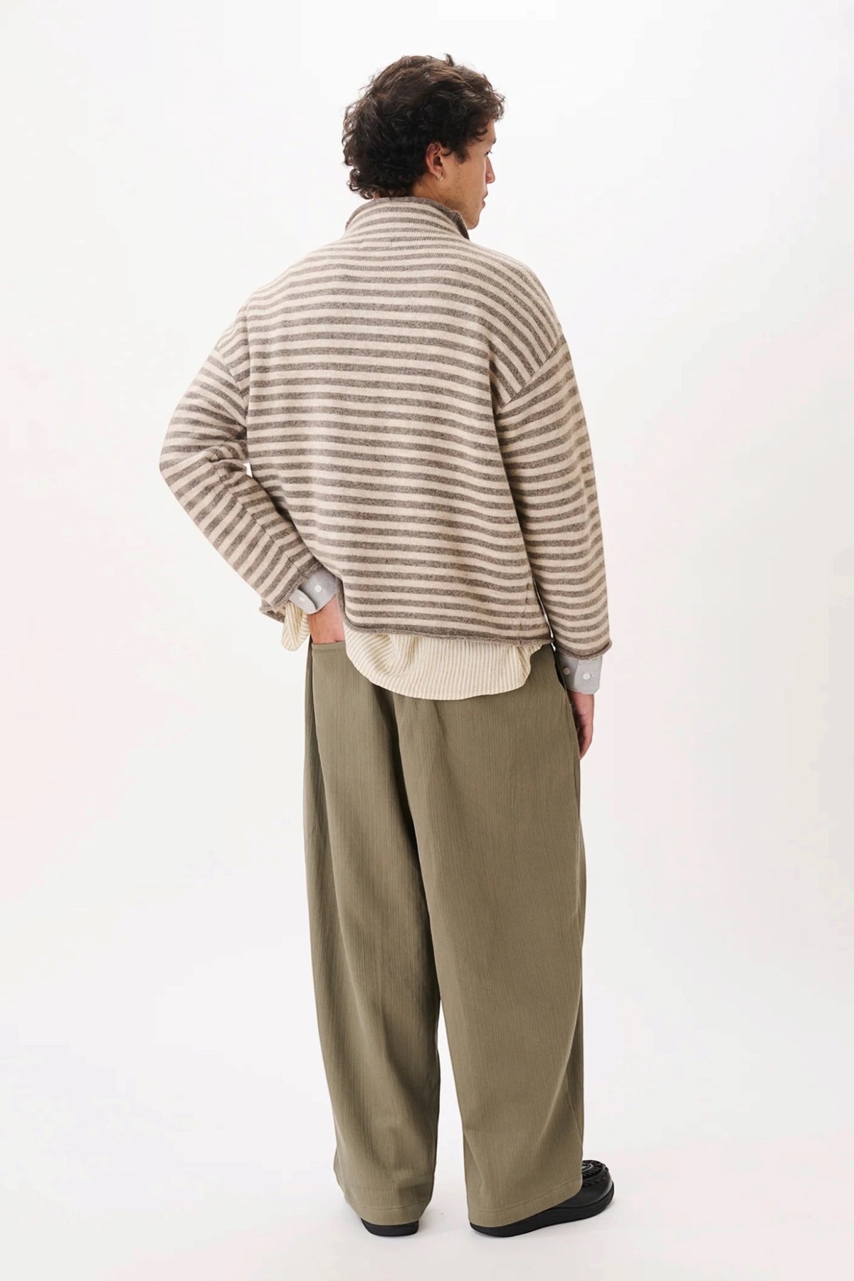 ESTUDIO NIKSEN Big-Fold Balloon Pants Khaki | Edgar Bdx