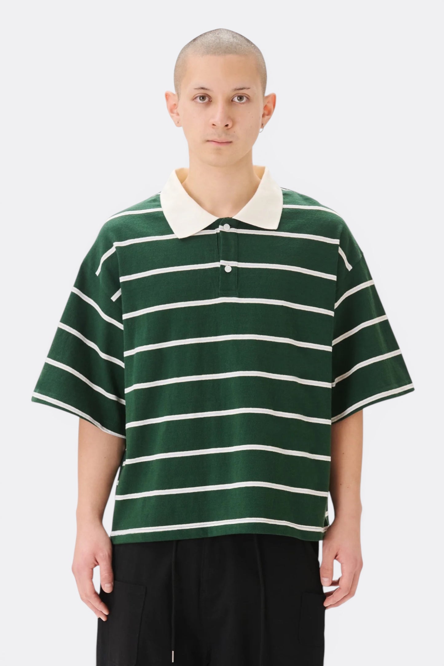 Estudio Niksen Boxy Jersey Polo Green | Polo Coton Col Contrasté Corée | Edgar Bdx